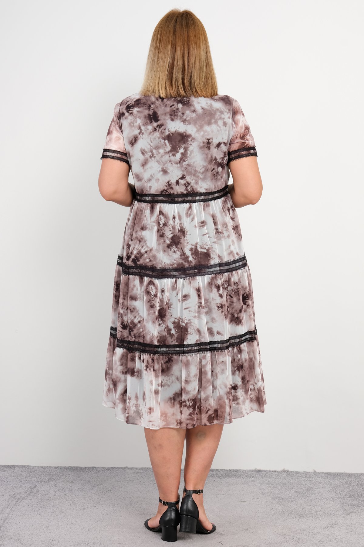 Day Dresses Medium-Brown