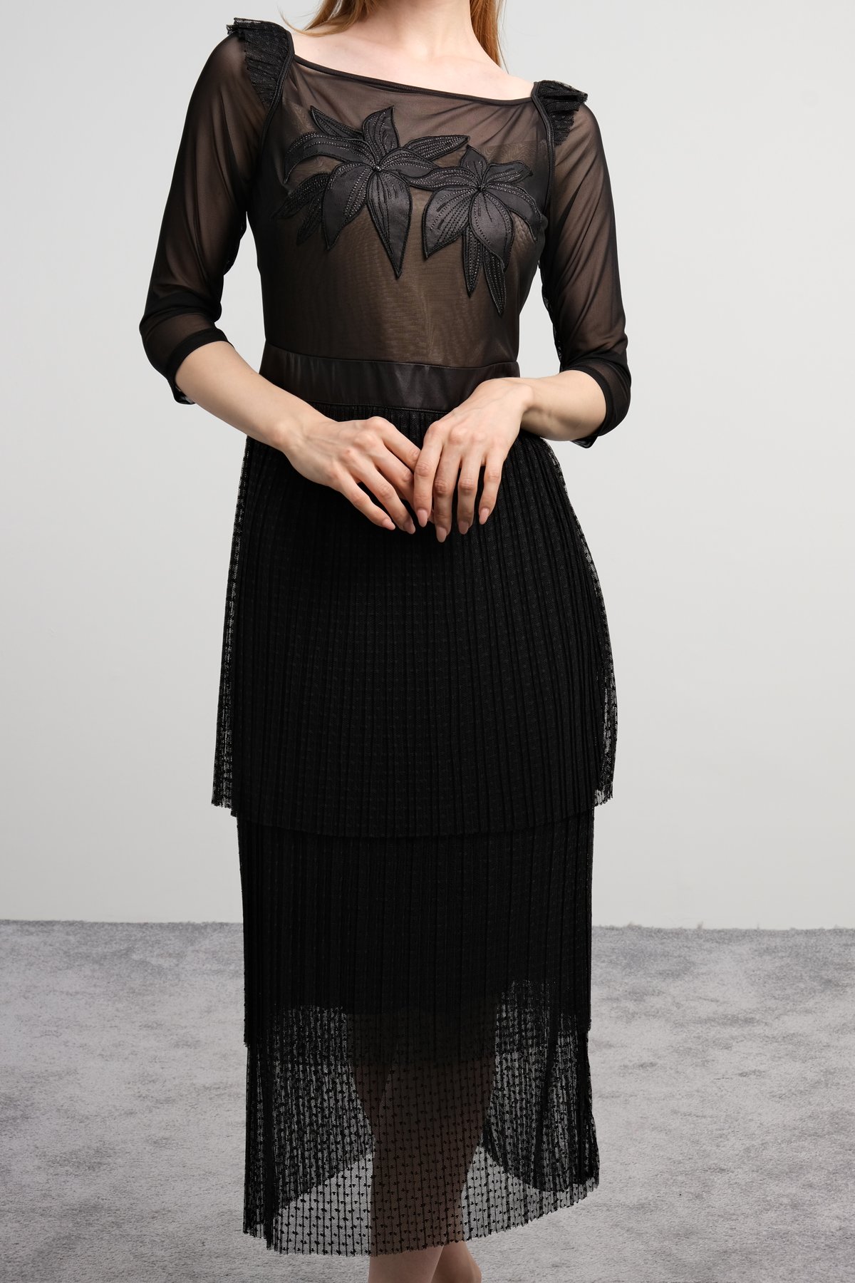 Day Dresses Medium-Black