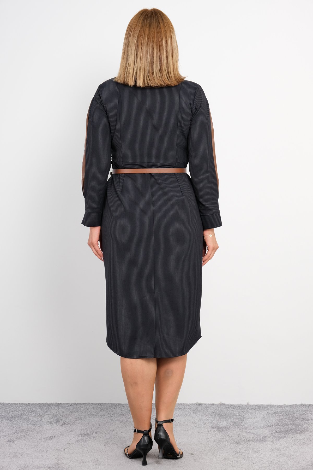 Günlük Elbiseler-Kahverengi