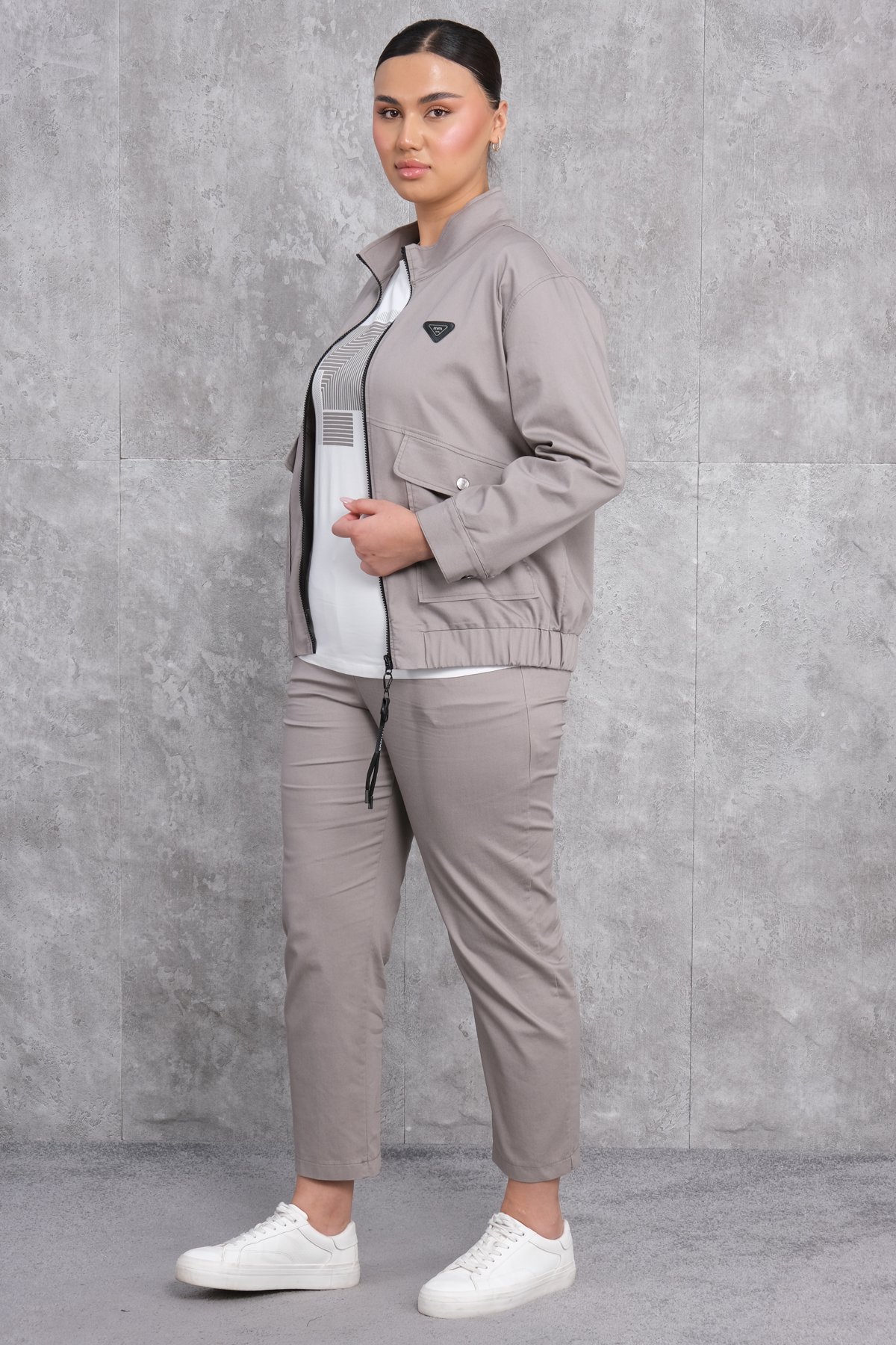 Plus Size Womens Three-Piece Sports Set-Grey