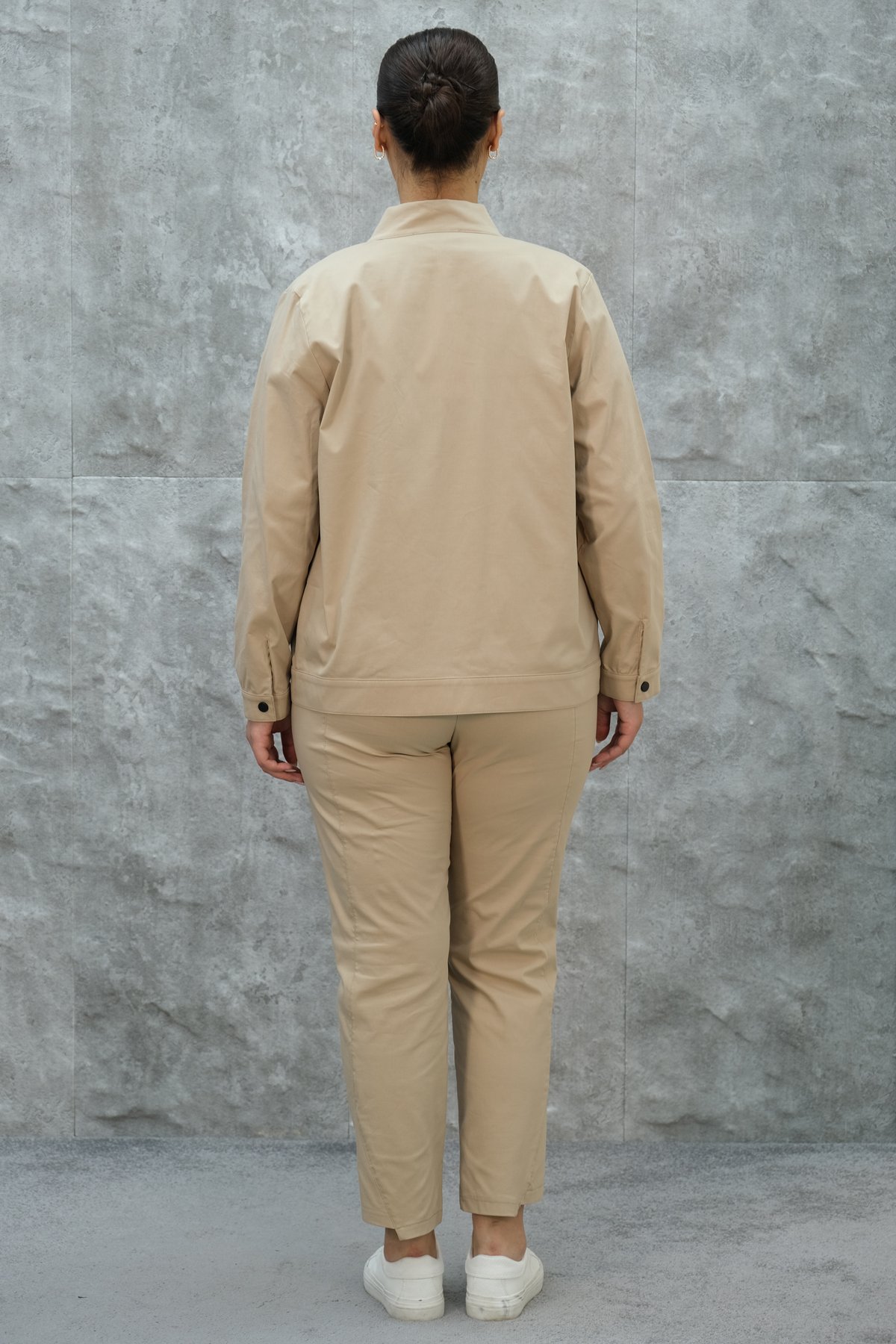 Plus Size Womens Three-Piece Sports Set-Beige