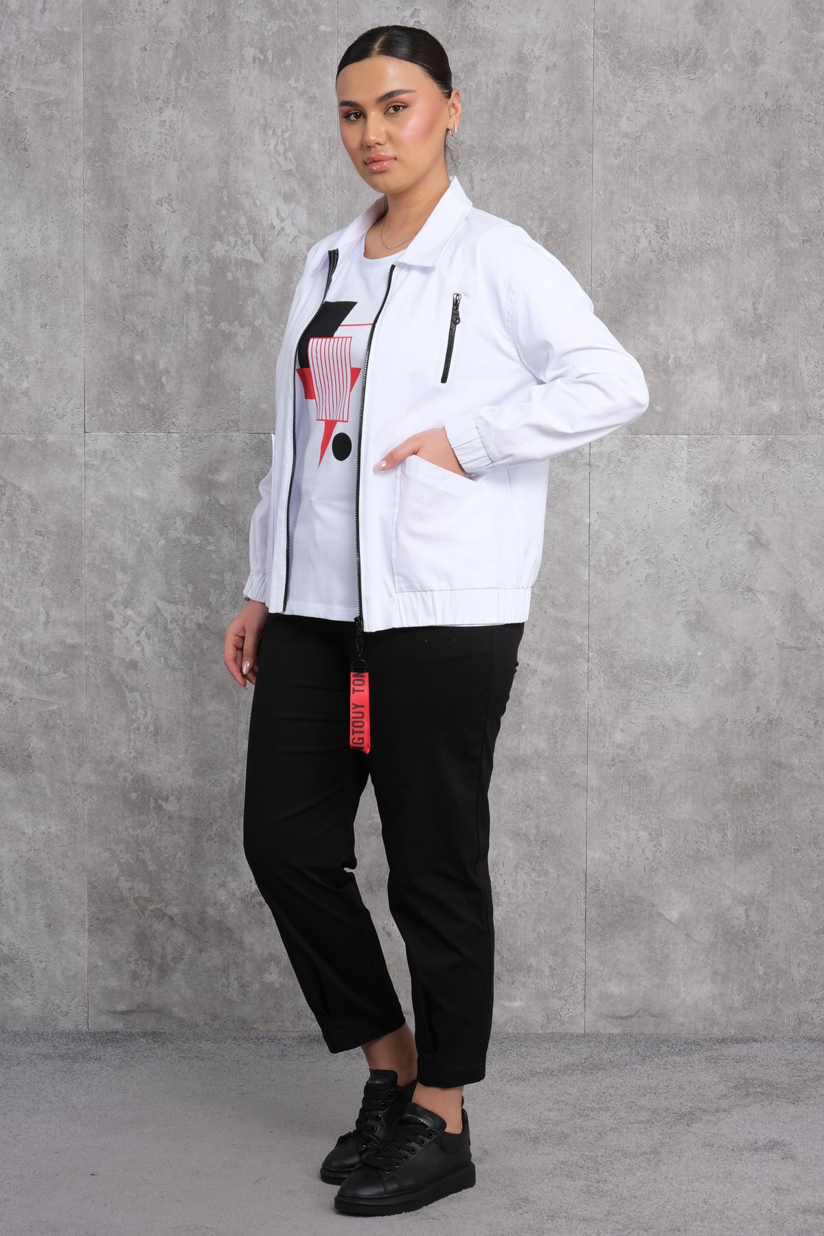 Plus Size Womens Three-Piece Sports Set-White