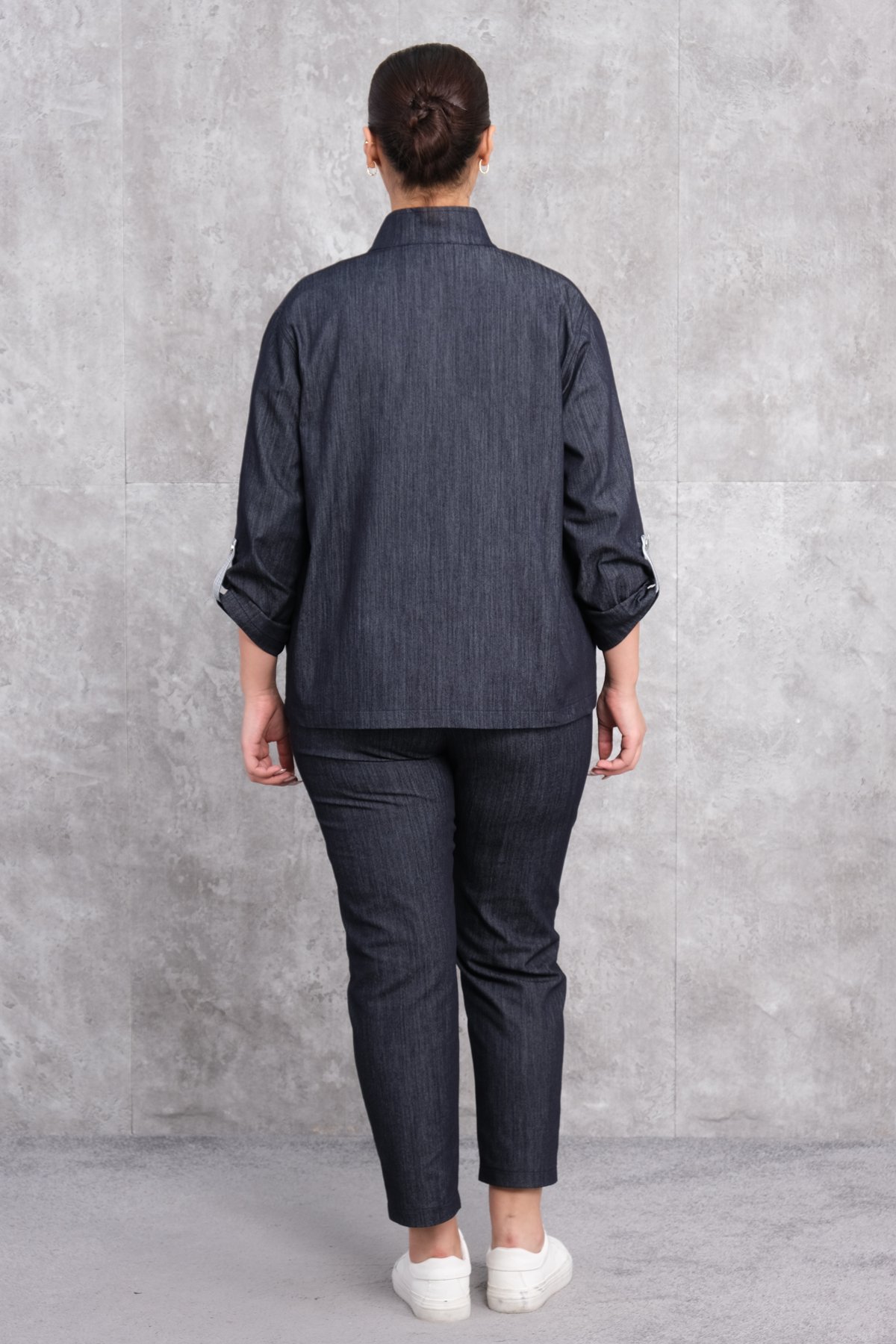 Plus Size Womens Three-Piece Sports Set-Black