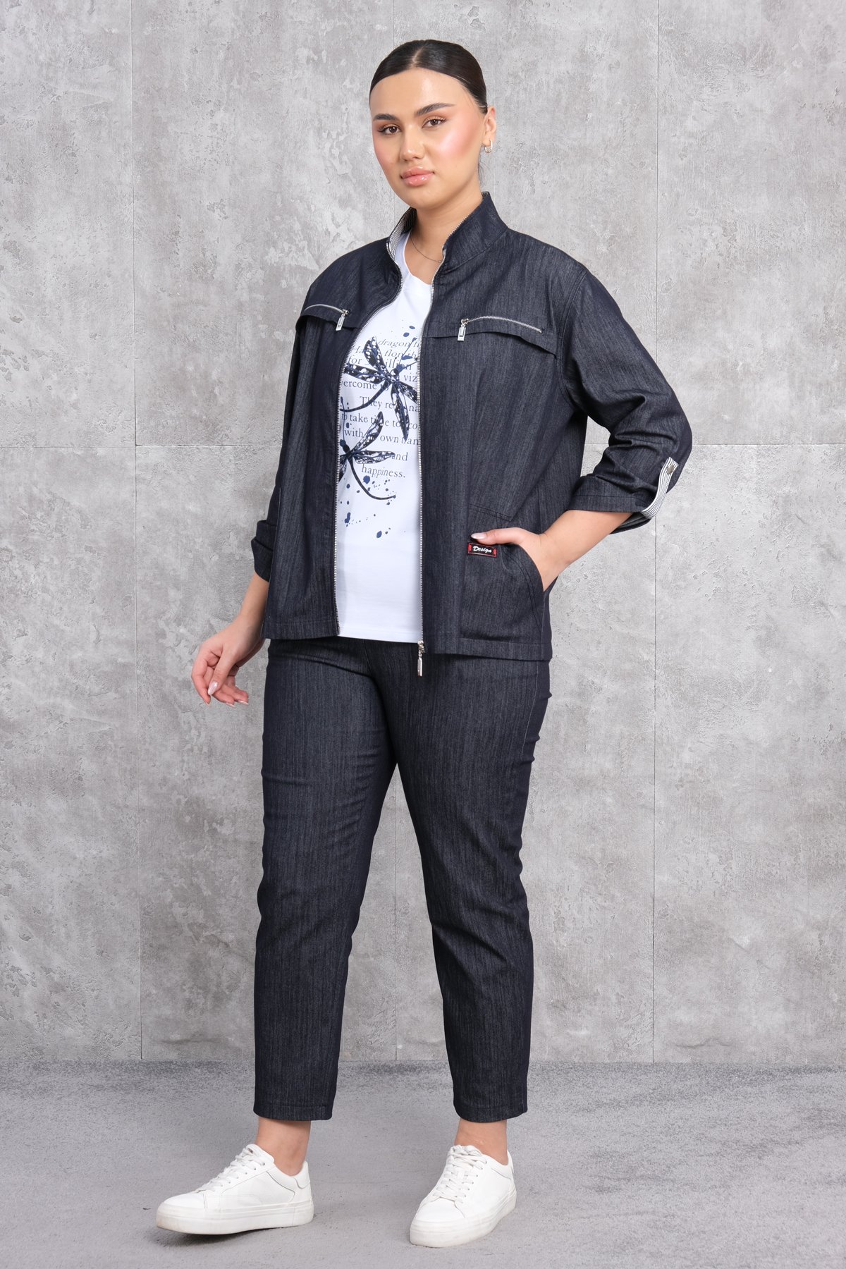 Plus Size Womens Three-Piece Sports Set-Black