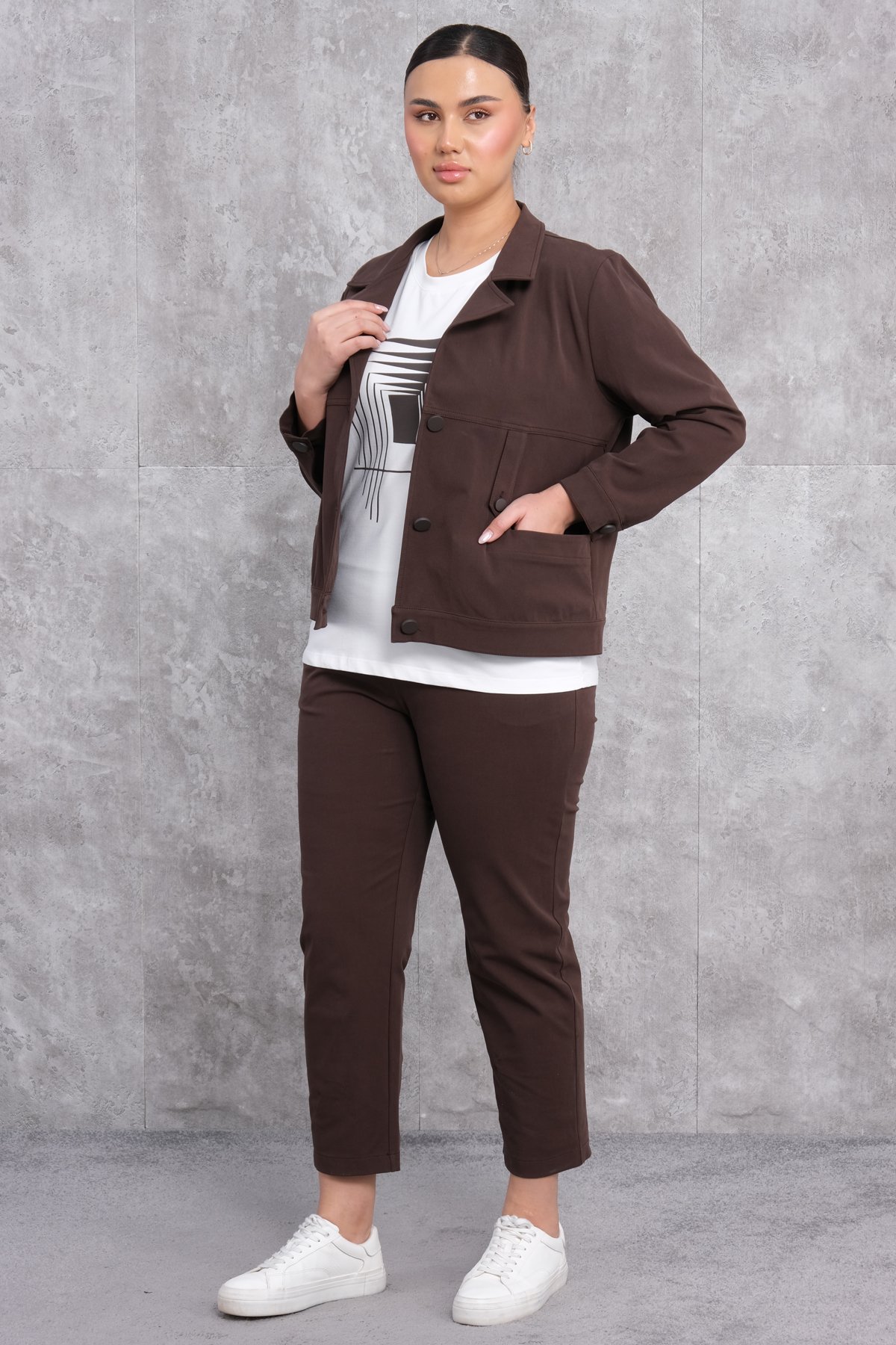 Plus Size Womens Three-Piece Sports Set-Brown