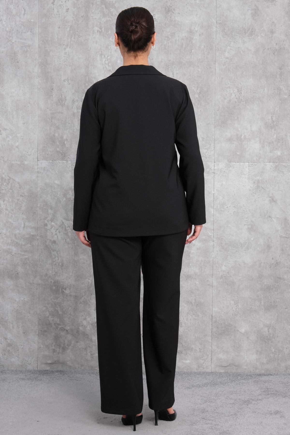 Plus Size Classic Two-Piece Set-Black