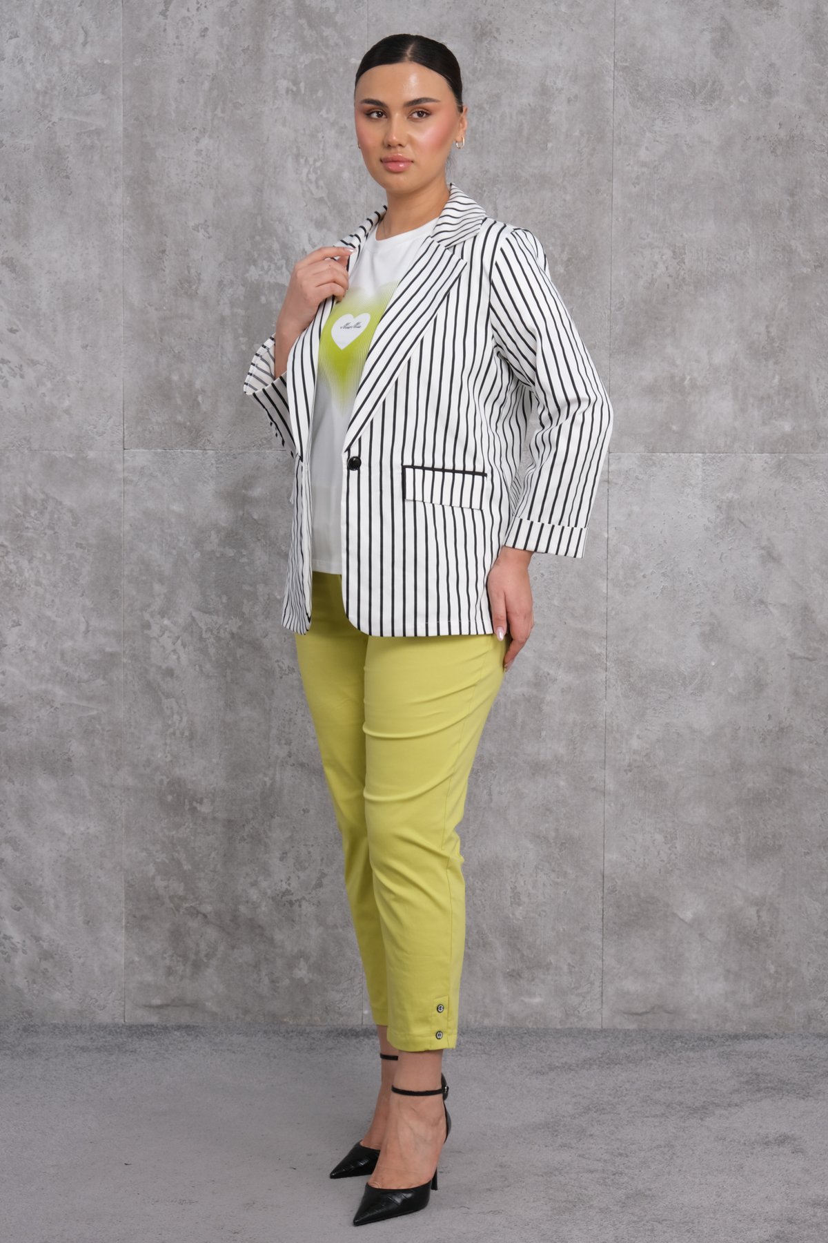 Plus Size Womens Three-Piece Sports Set-Yellow