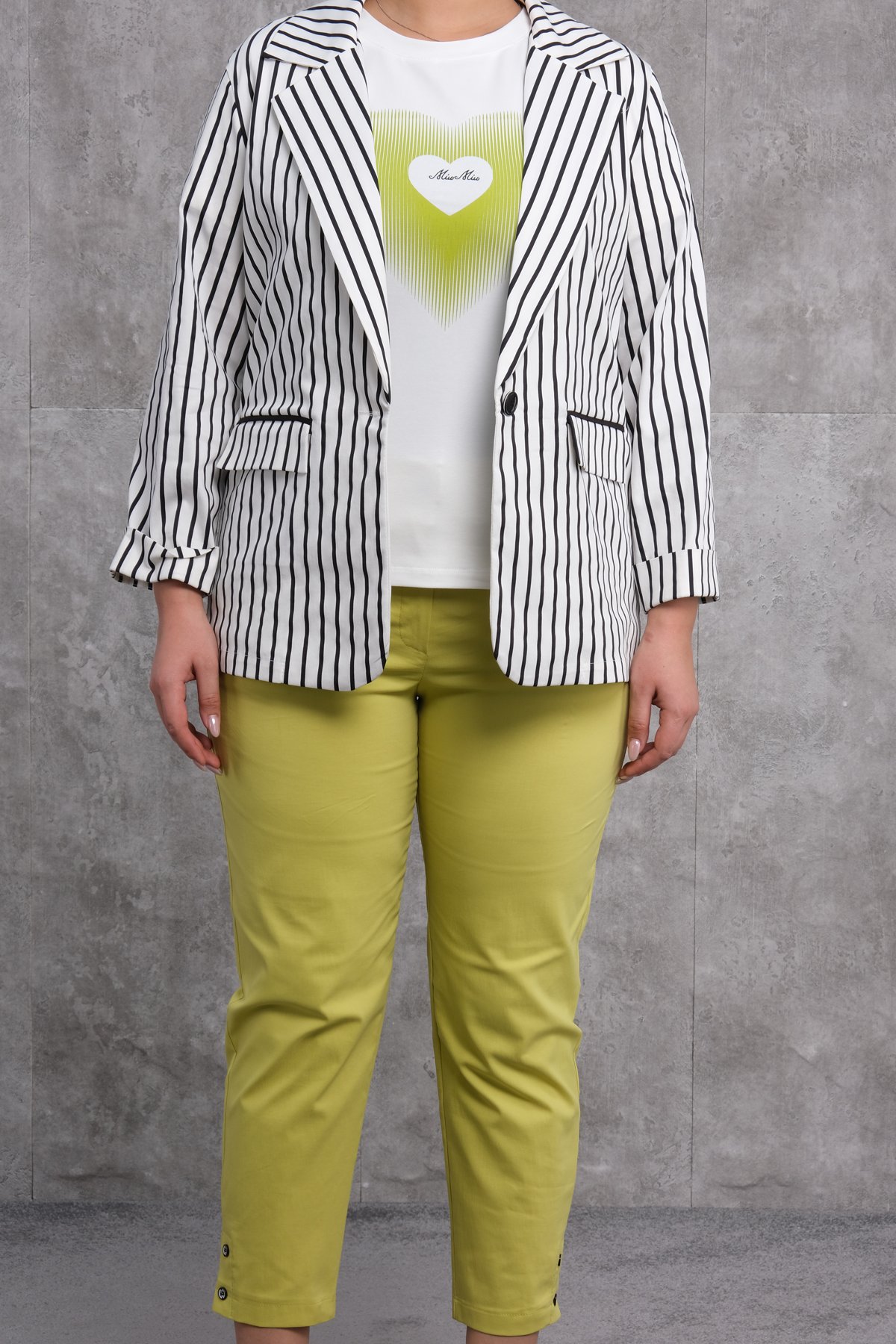 Plus Size Womens Three-Piece Sports Set-Yellow