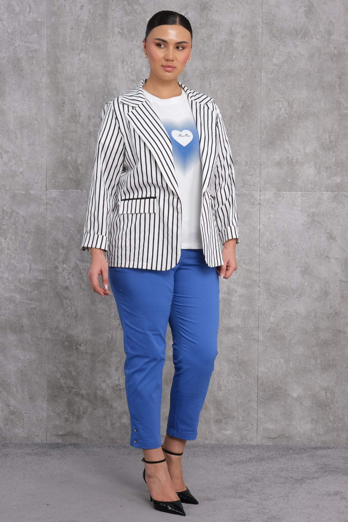 Plus Size Womens Three-Piece Sports Set-Blue