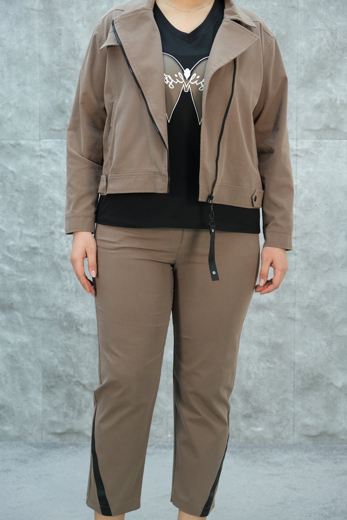 Plus Size Womens Three-Piece Sports Set-Brown