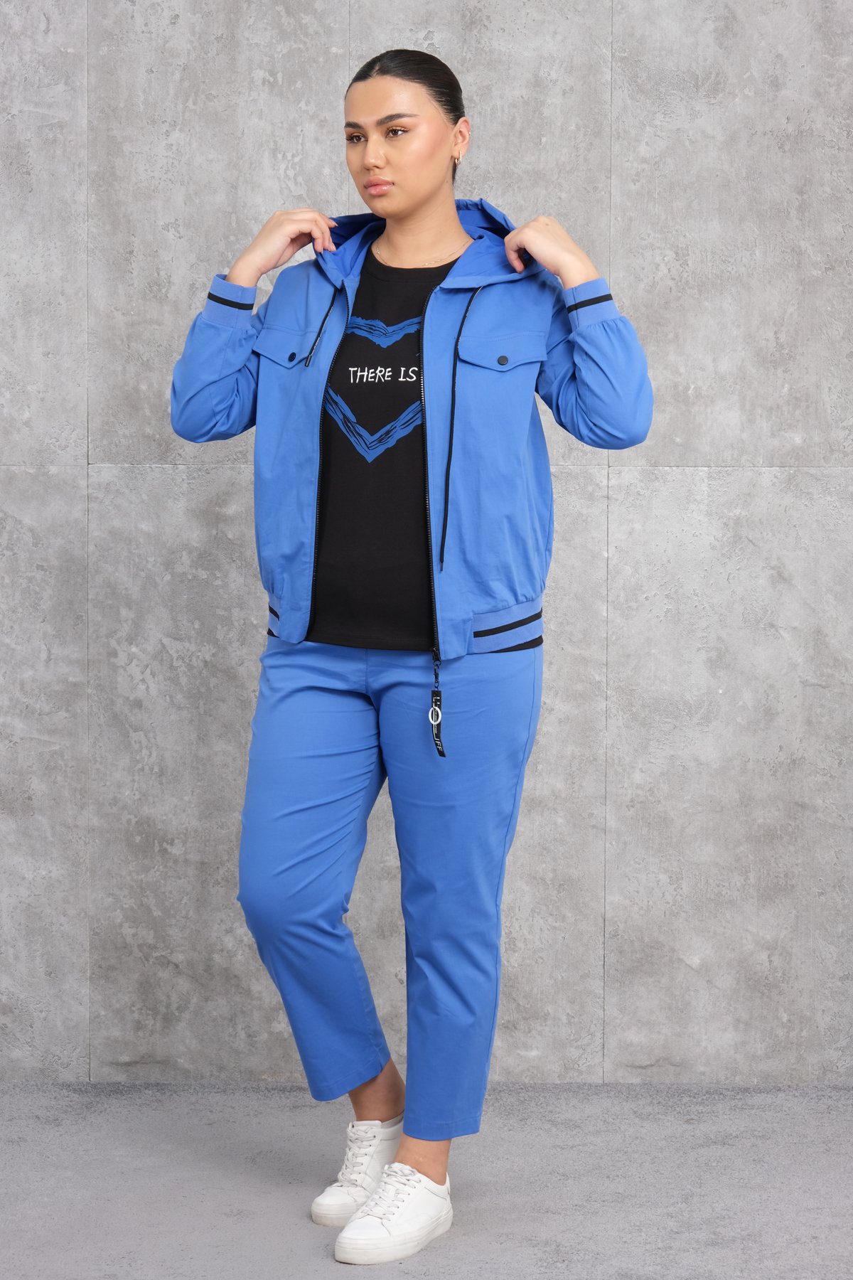 Plus Size Womens Three-Piece Sports Set-Bright Blue