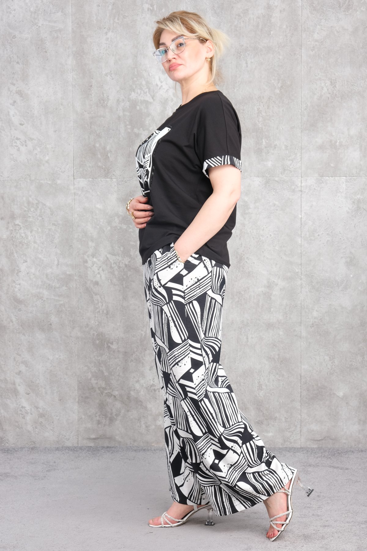 Комплект из двух предметов больших размеров-Черный