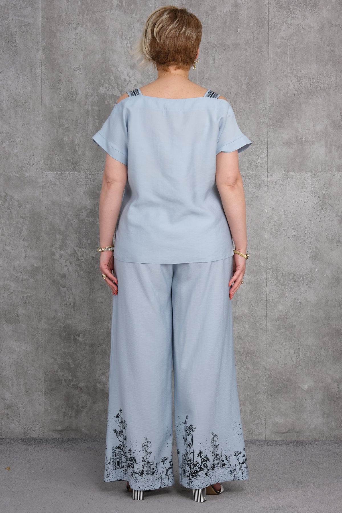 طقم من قطعتين مقاس كبير-الرمادي