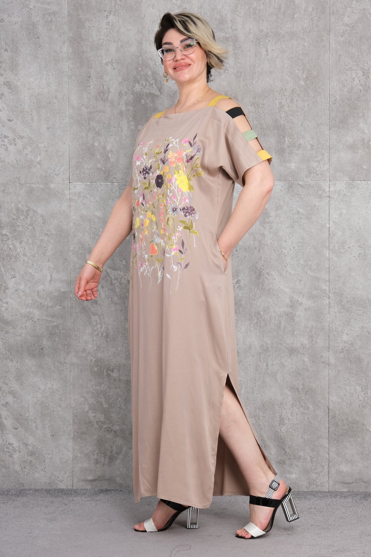 Платье больших размеров-Бежевый