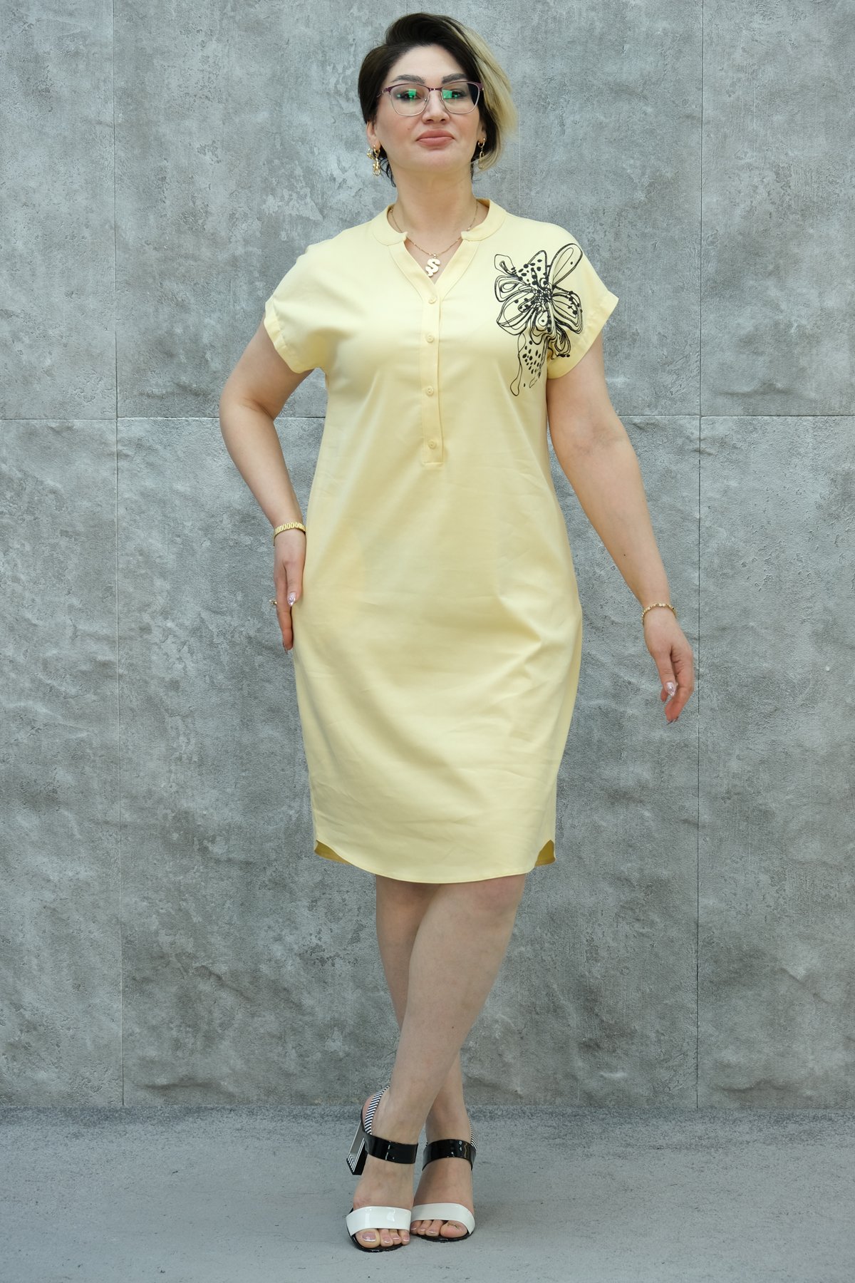 فستان مقاس كبير-الأصفر