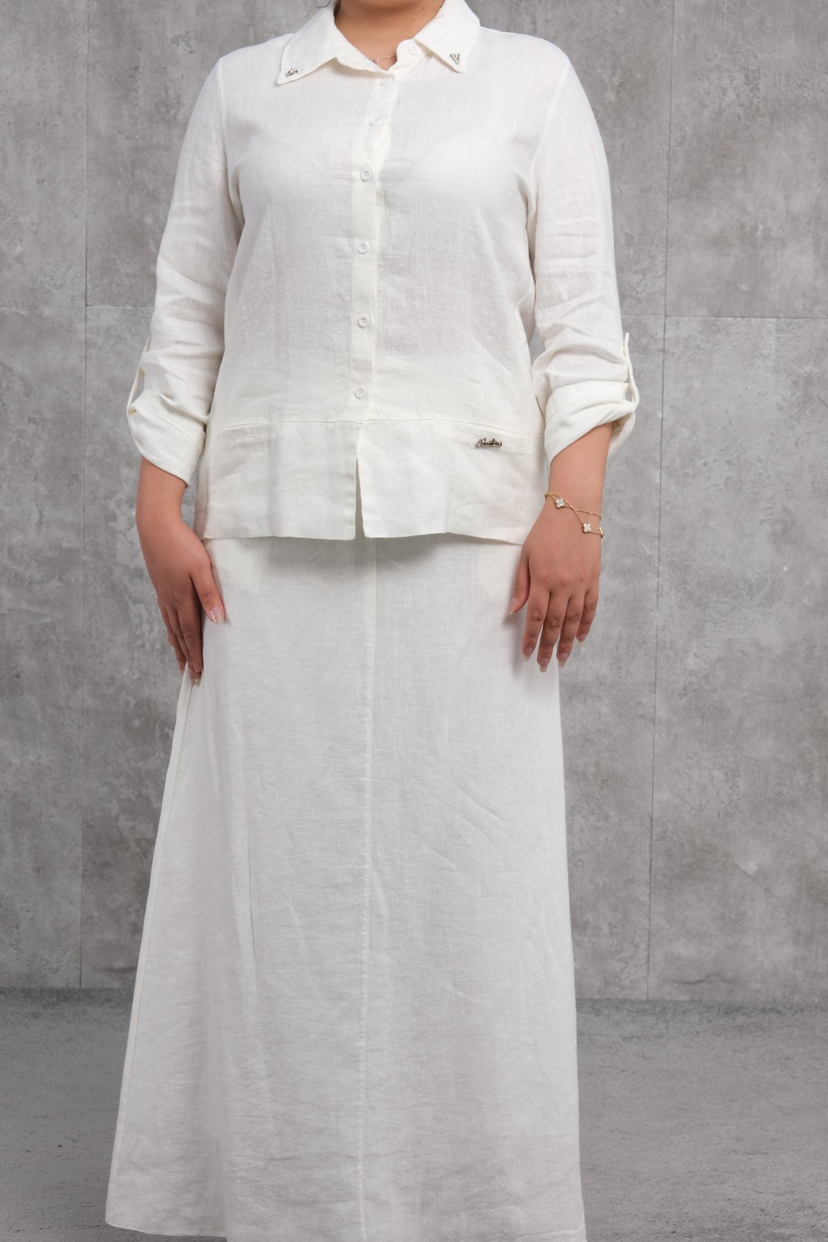 طقم من قطعتين مقاس كبير-بيج فاتح