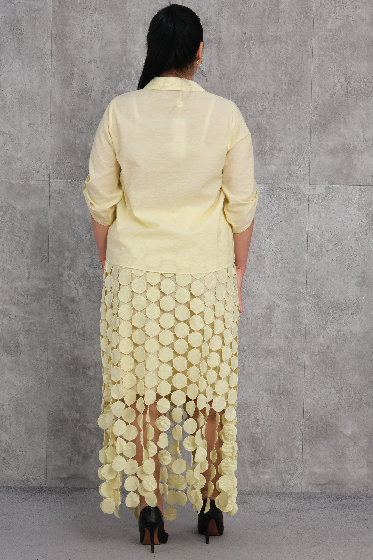 طقم من قطعتين مقاس كبير-الأصفر