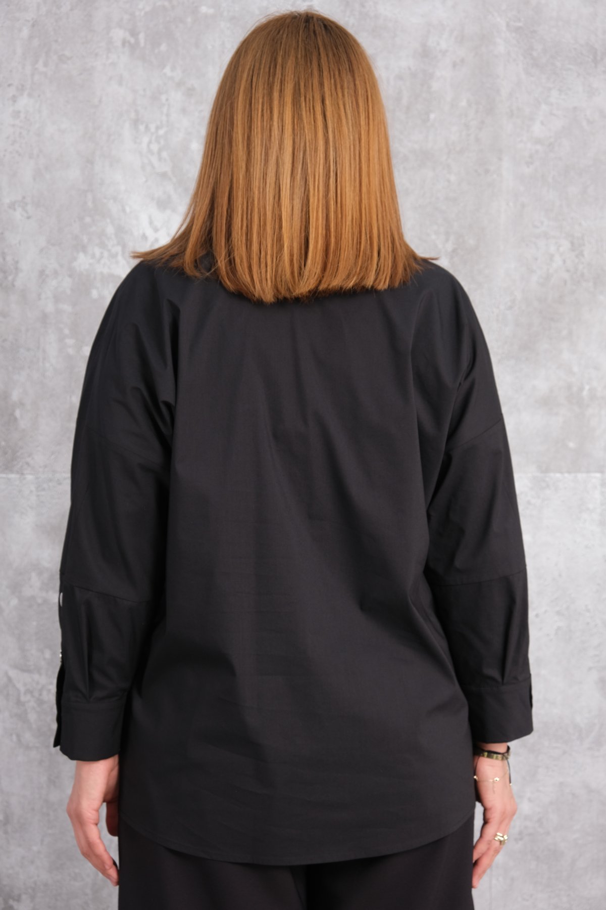 Super Plus Size Blouse-Black