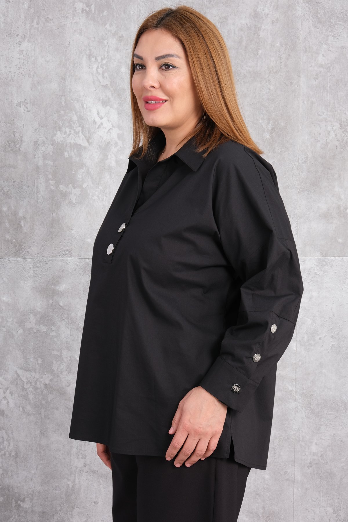 Super Plus Size Blouse-Black