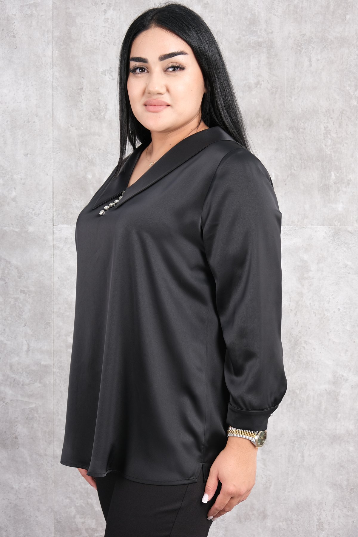 Plus Size Blouse-Black