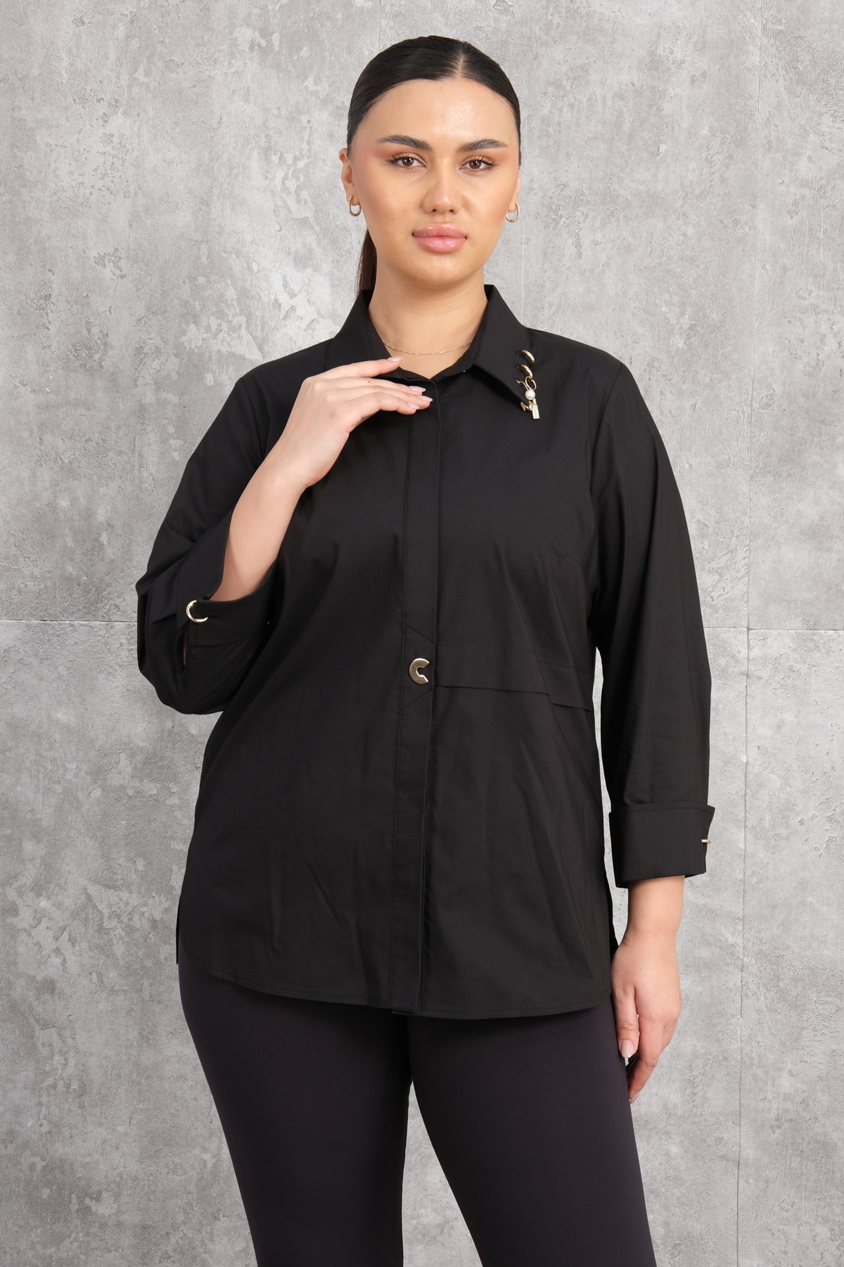 Plus Size Shirt-Black
