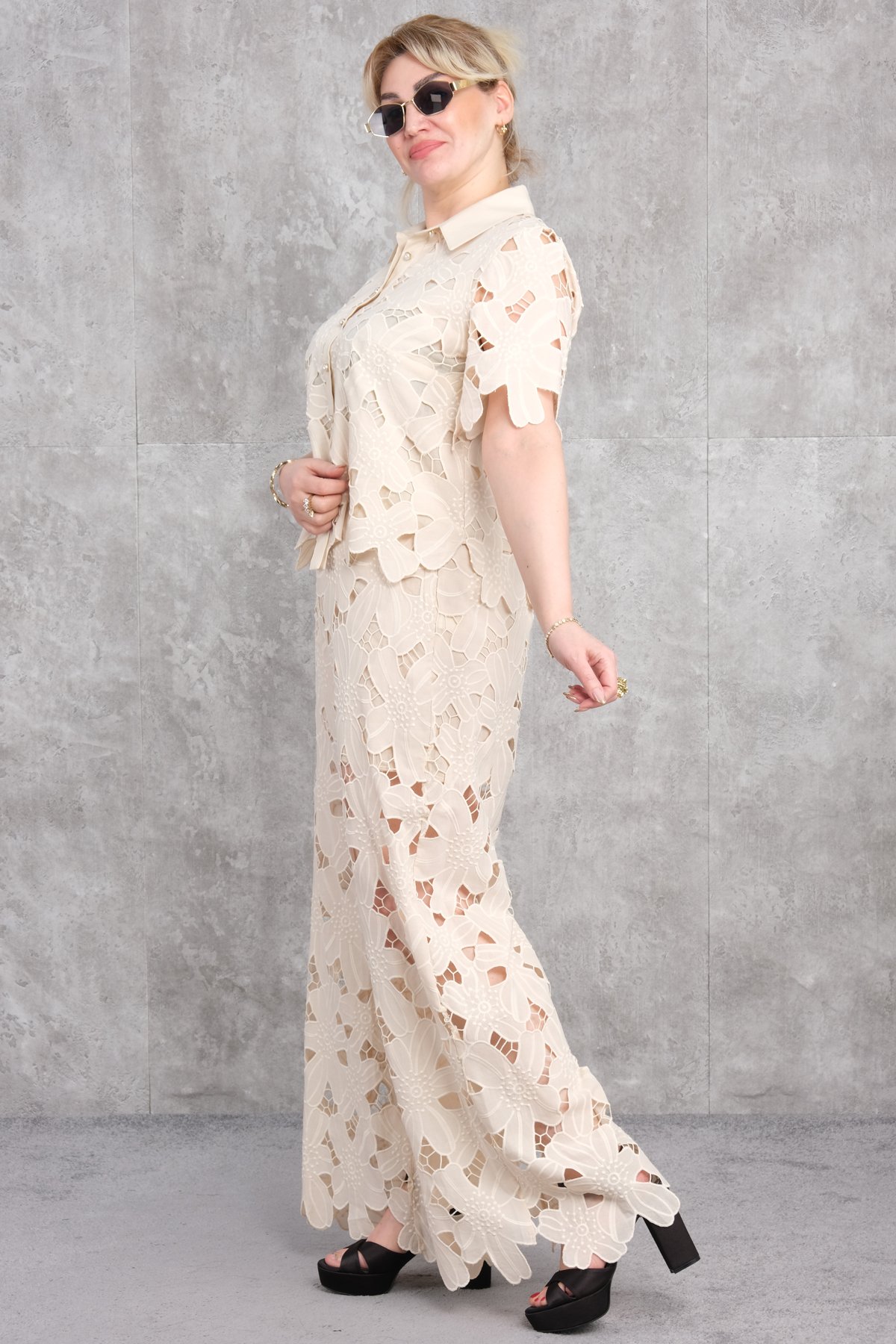 Super Plus Size Two-Piece Set-Beige