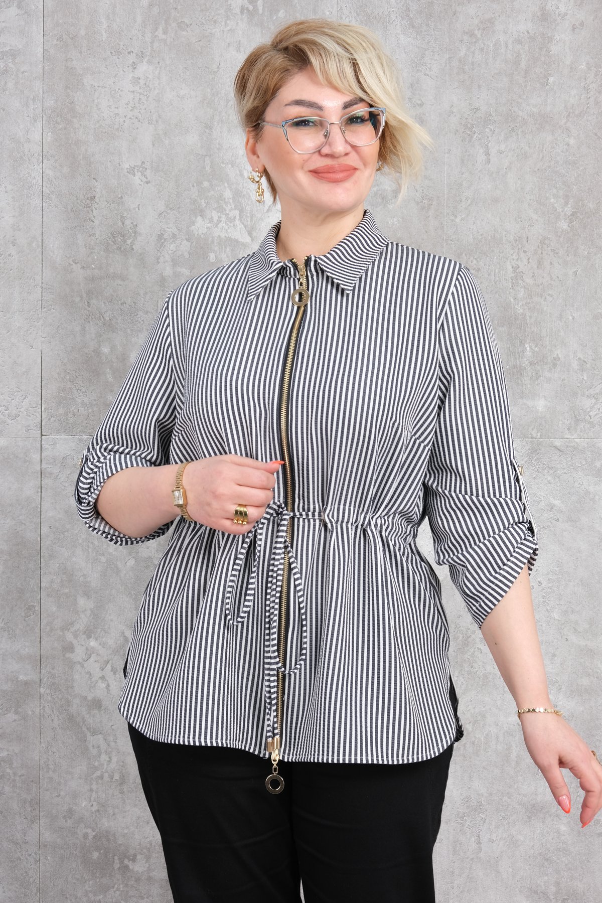 Plus Size Blouse-Black