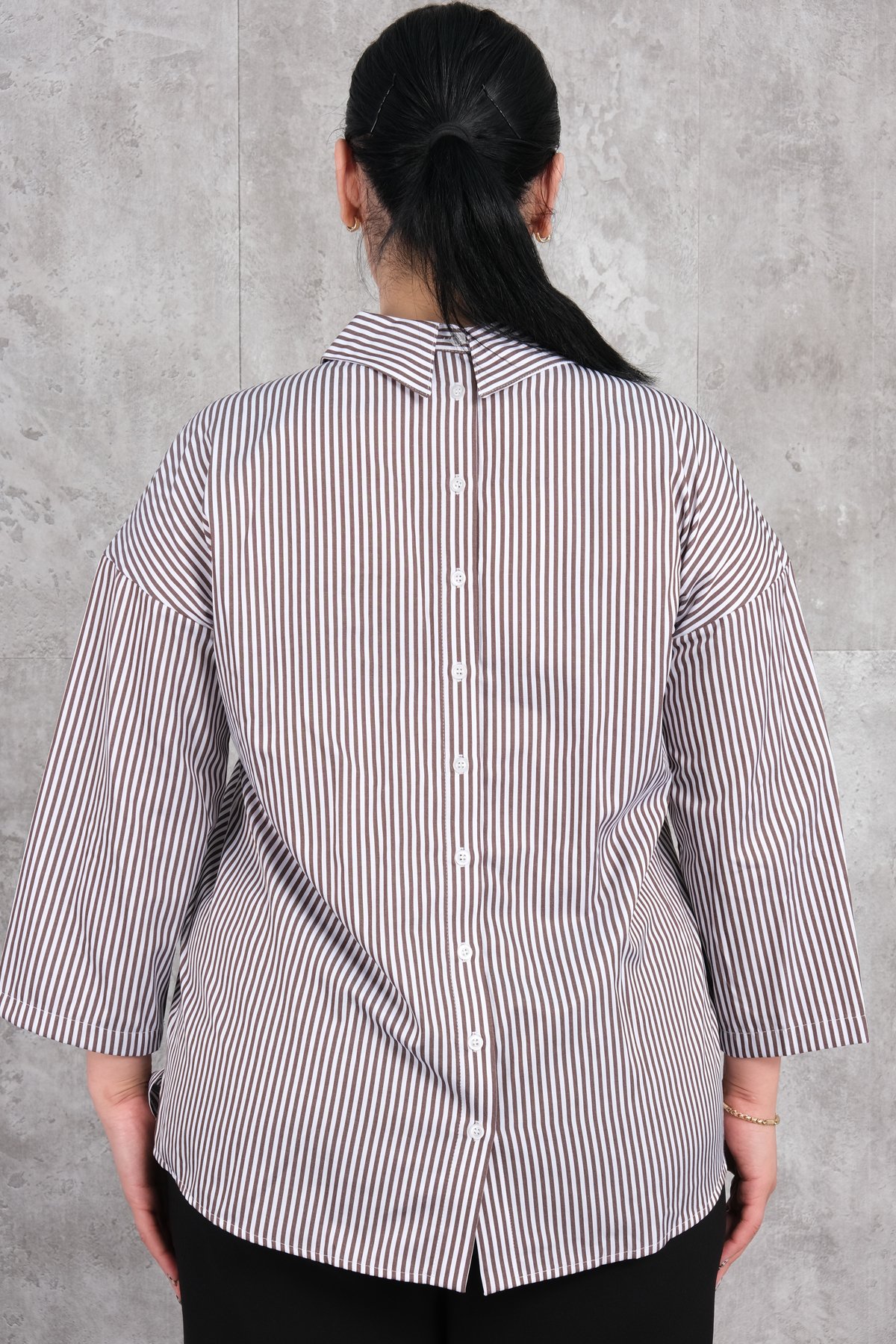 Plus Size Shirt-Brown