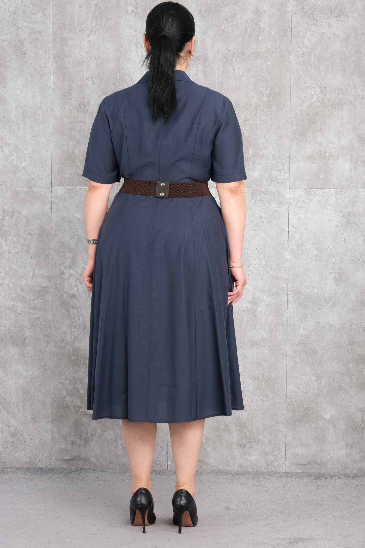 فستان مقاس كبير-الأزرق الغامق