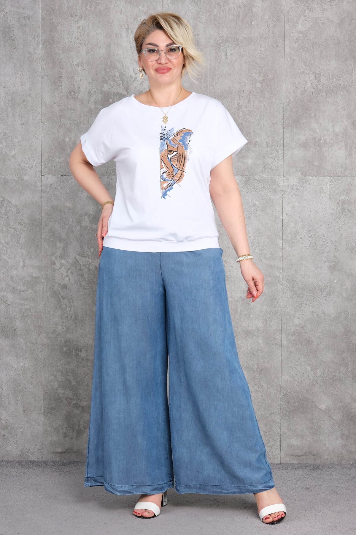 طقم من قطعتين مقاس كبير-الأزرق