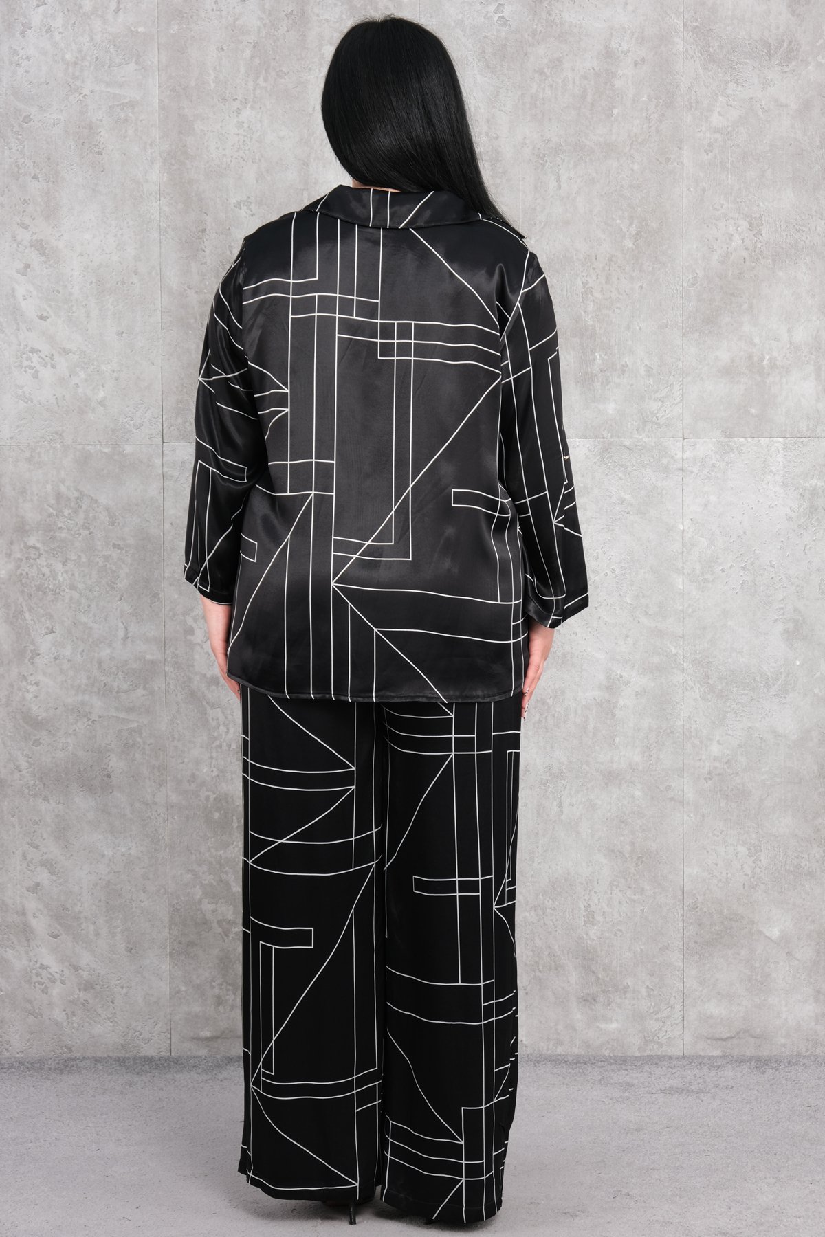 Super Plus Size Two-Piece Set-Black