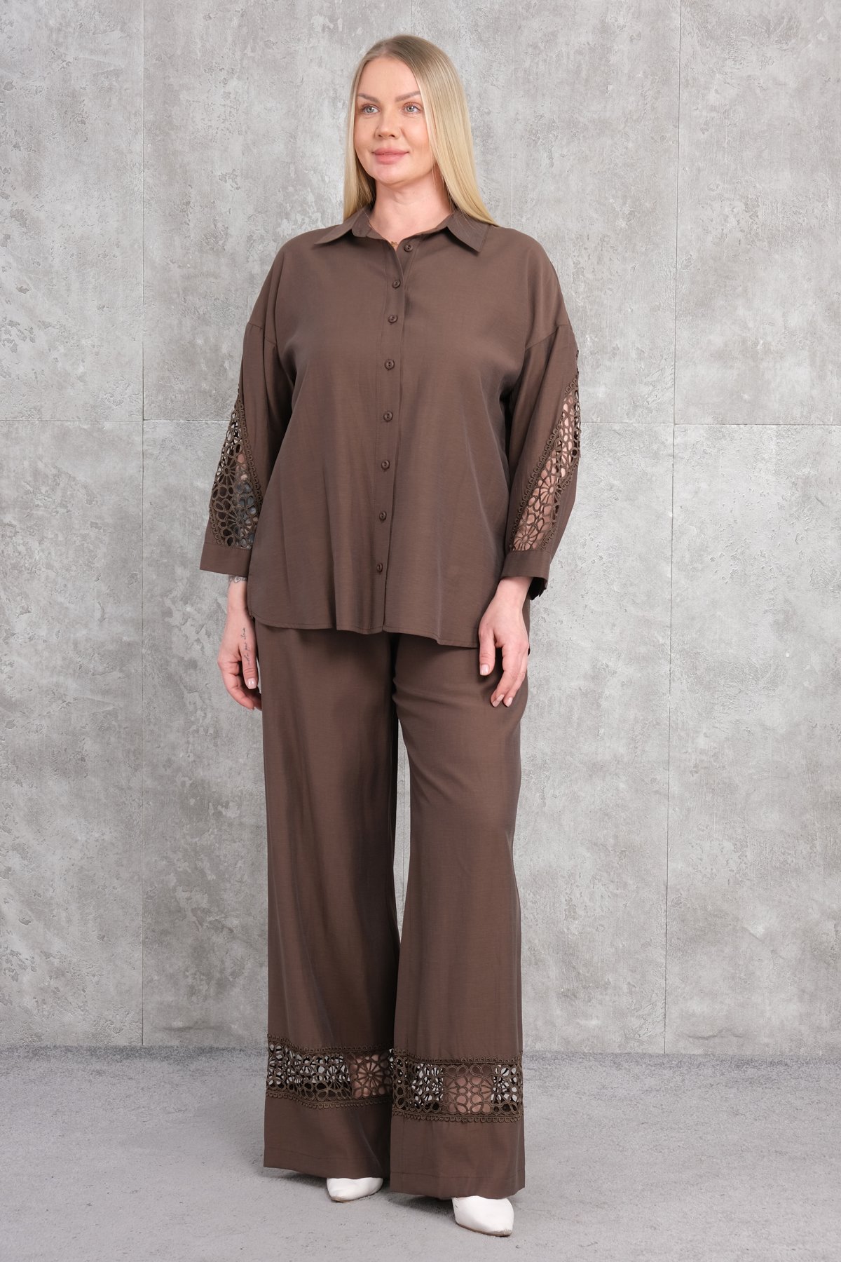 Super Plus Size Two-Piece Set-Brown