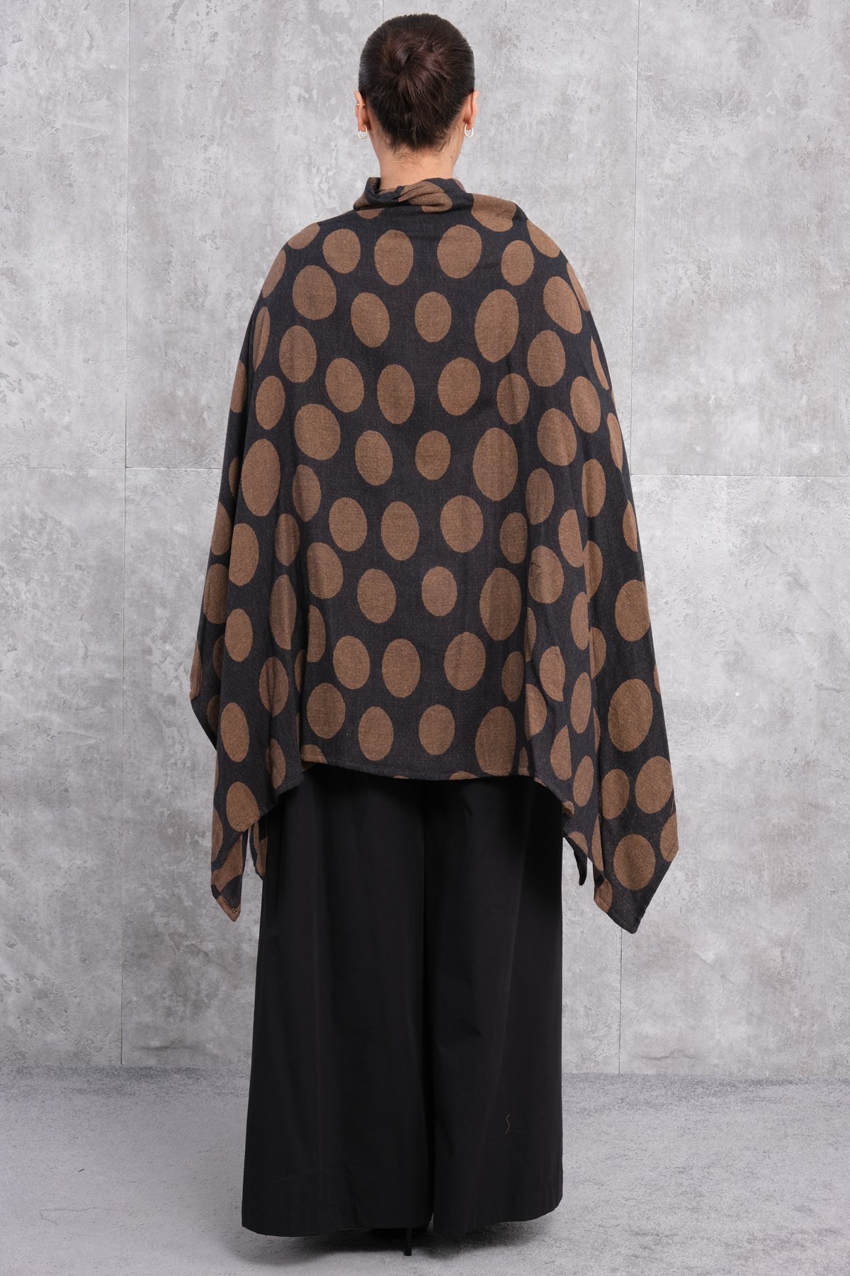 بونشو نسائي مقاس كبير-الجمل