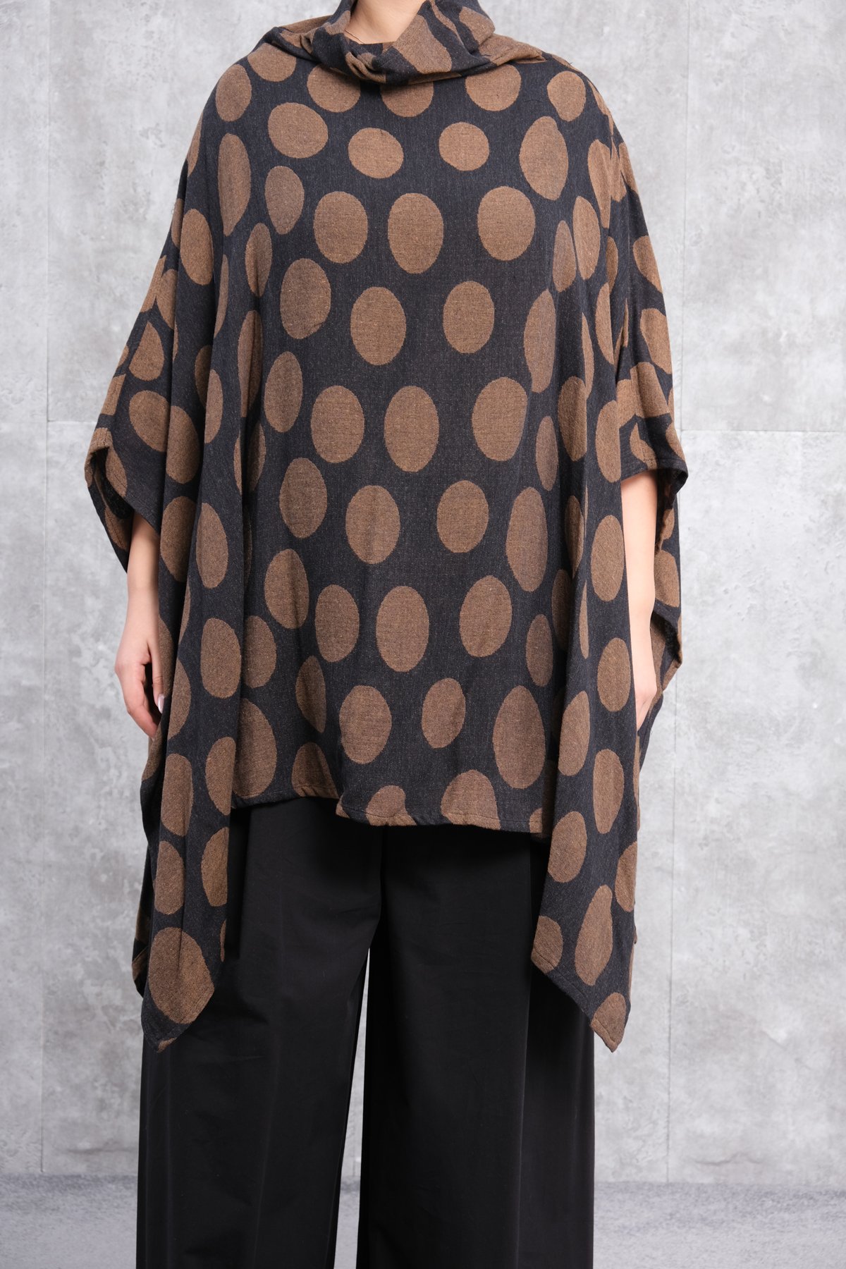 بونشو نسائي مقاس كبير-الجمل