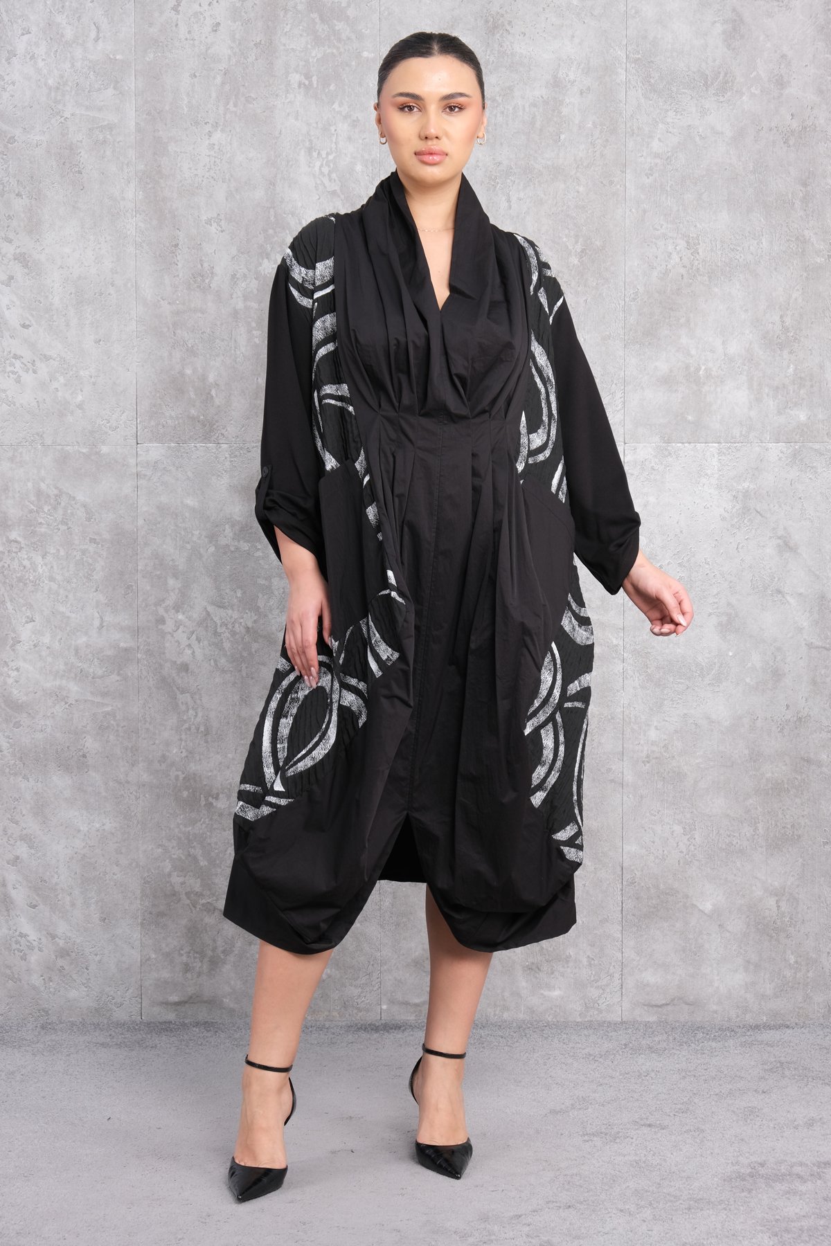 Büyük Beden Elbise-Siyah Kare