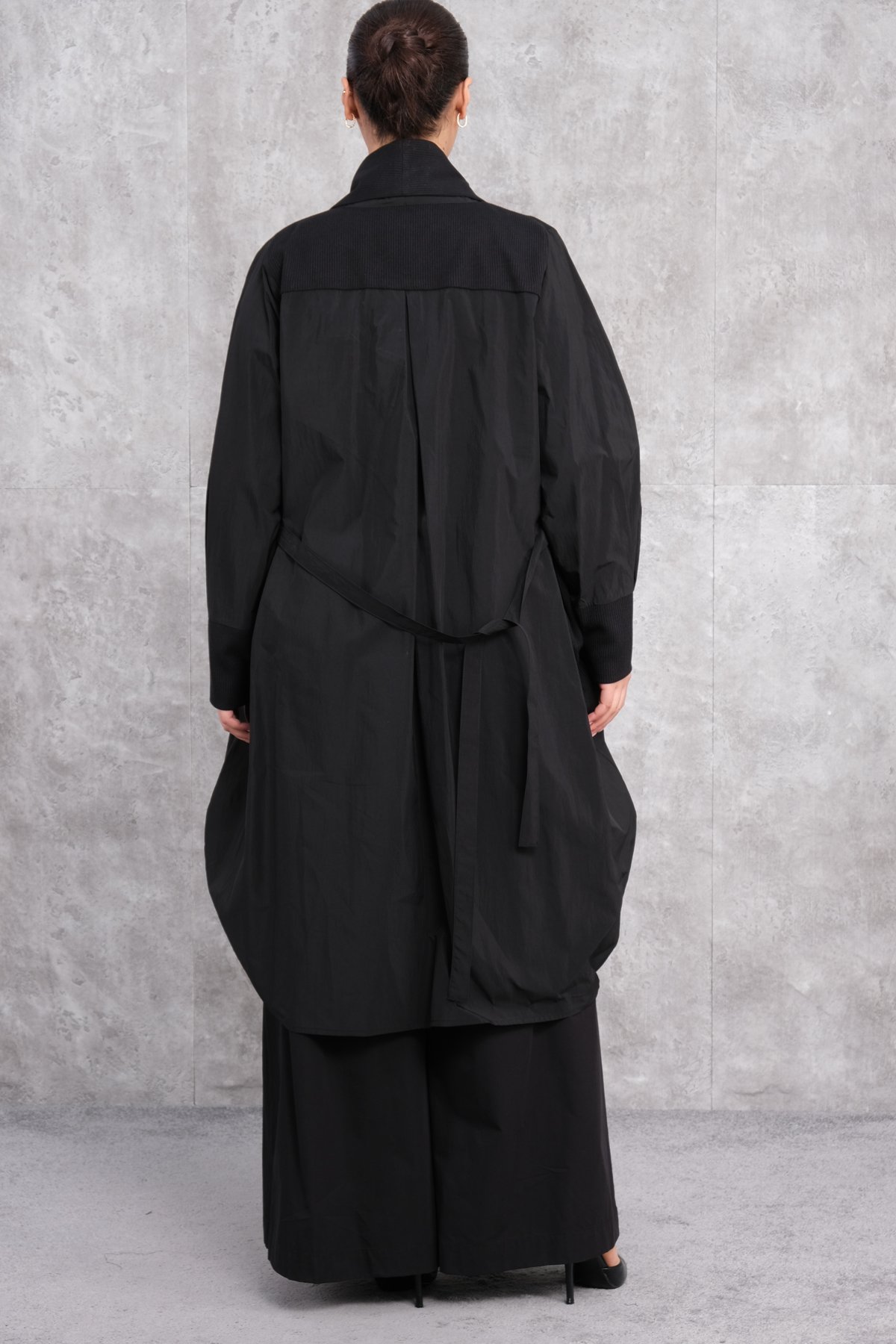 كابري نسائي بمقاسات كبيرة-الأسود