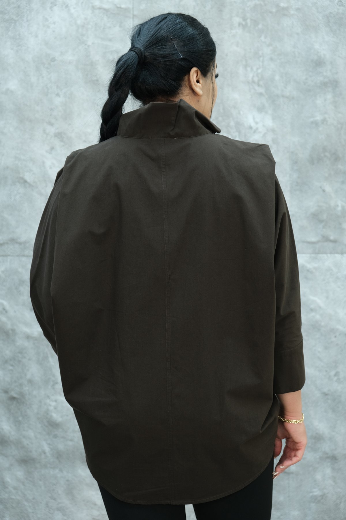 بلوزة مقاس كبير-البني