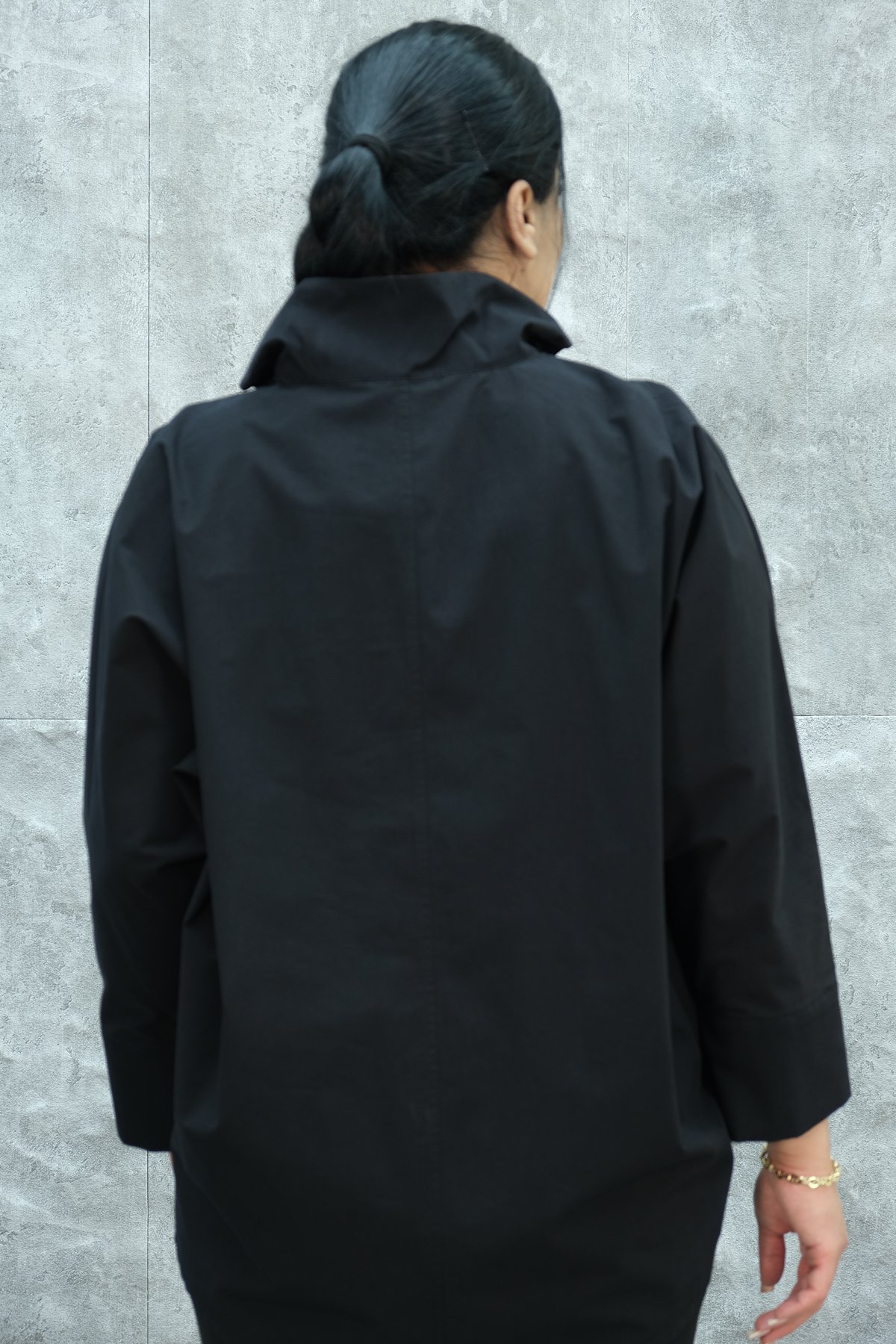 بلوزة مقاس كبير-الأسود