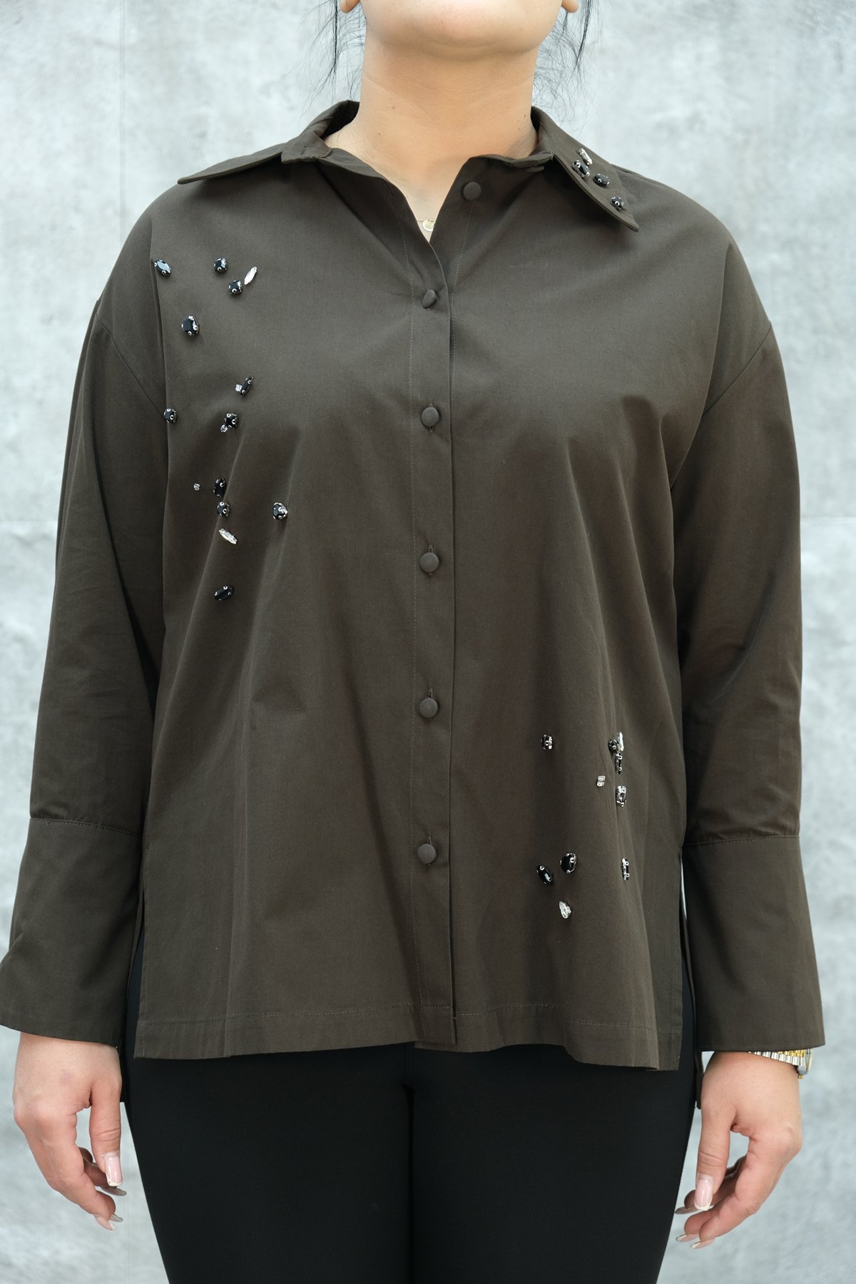 قميص مقاس كبير-البني