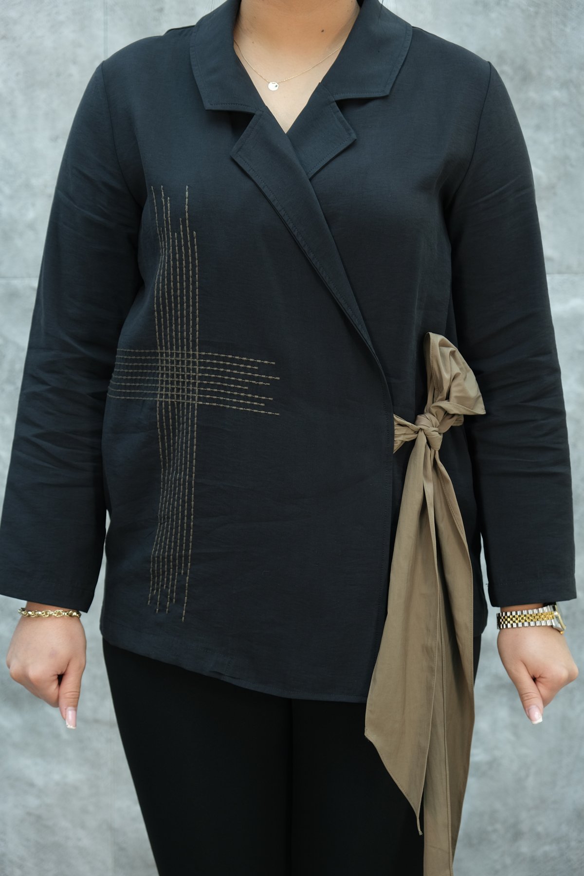 Пиджак больших размеров-Черный