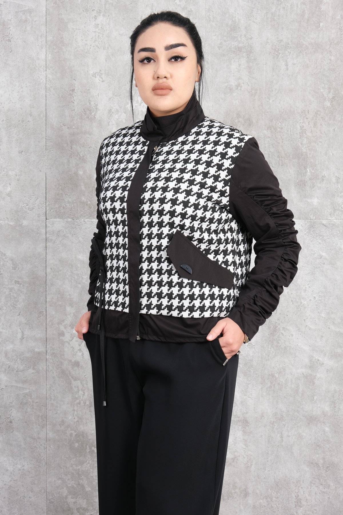 جاكيت مقاس كبير-الأبيض