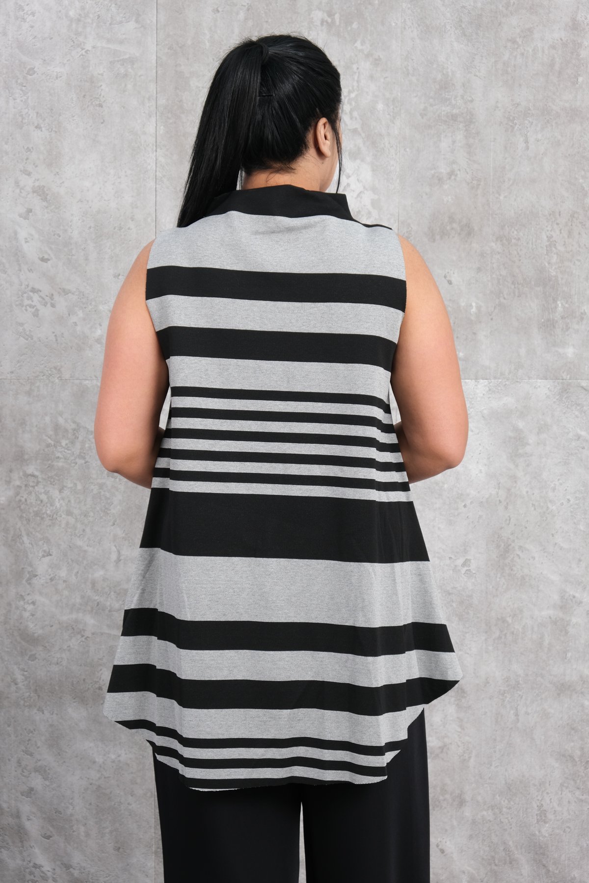 تونيك مقاس كبير-الأسود