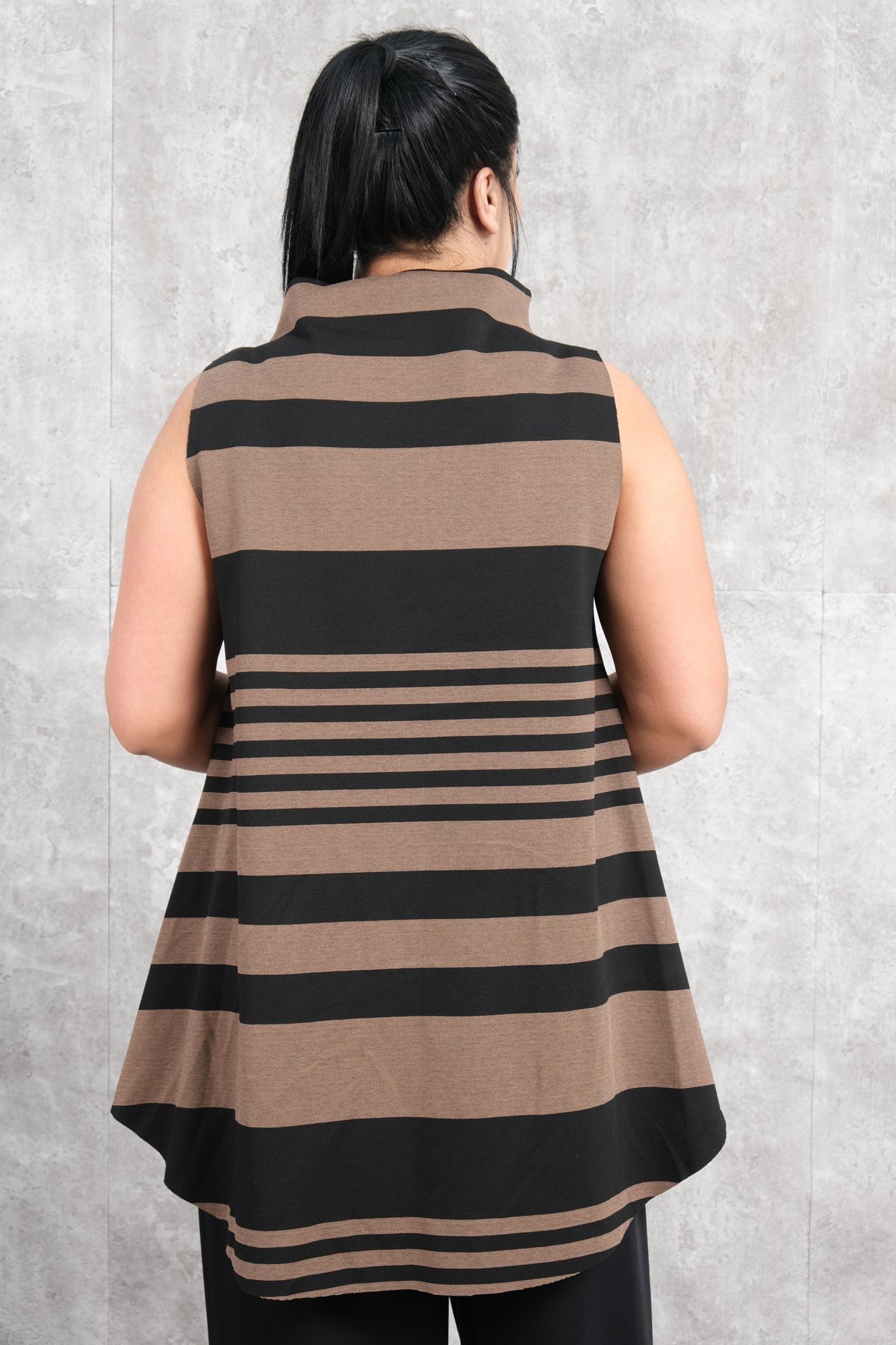 تونيك مقاس كبير-الجمل