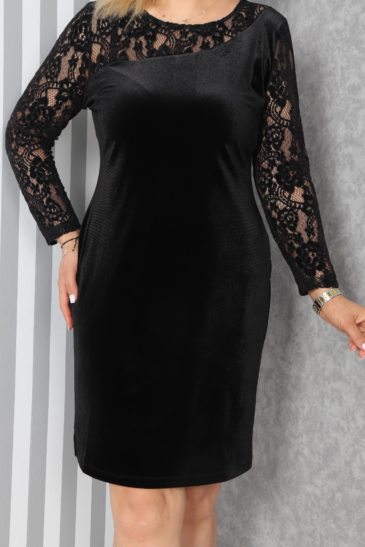 Casual Short Dresses-Black