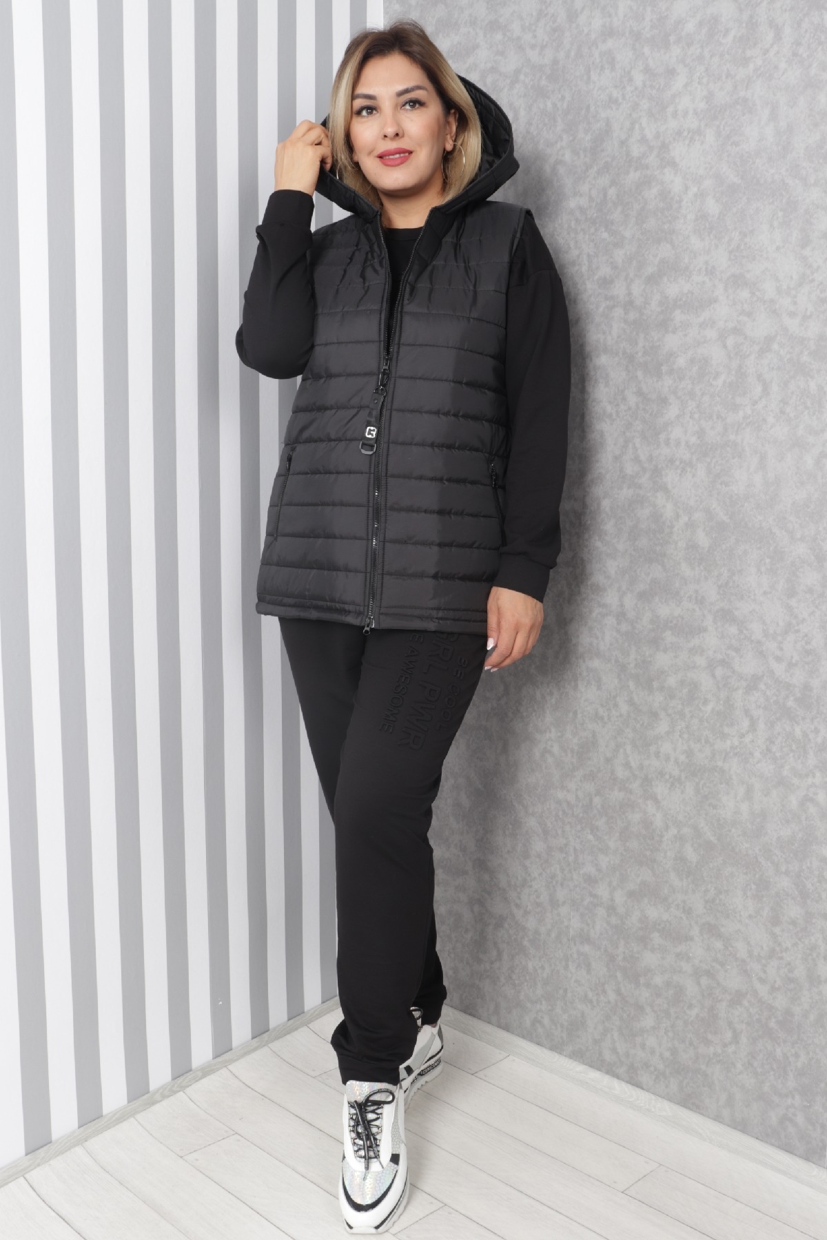 Women's 3 Piece Suits-Black