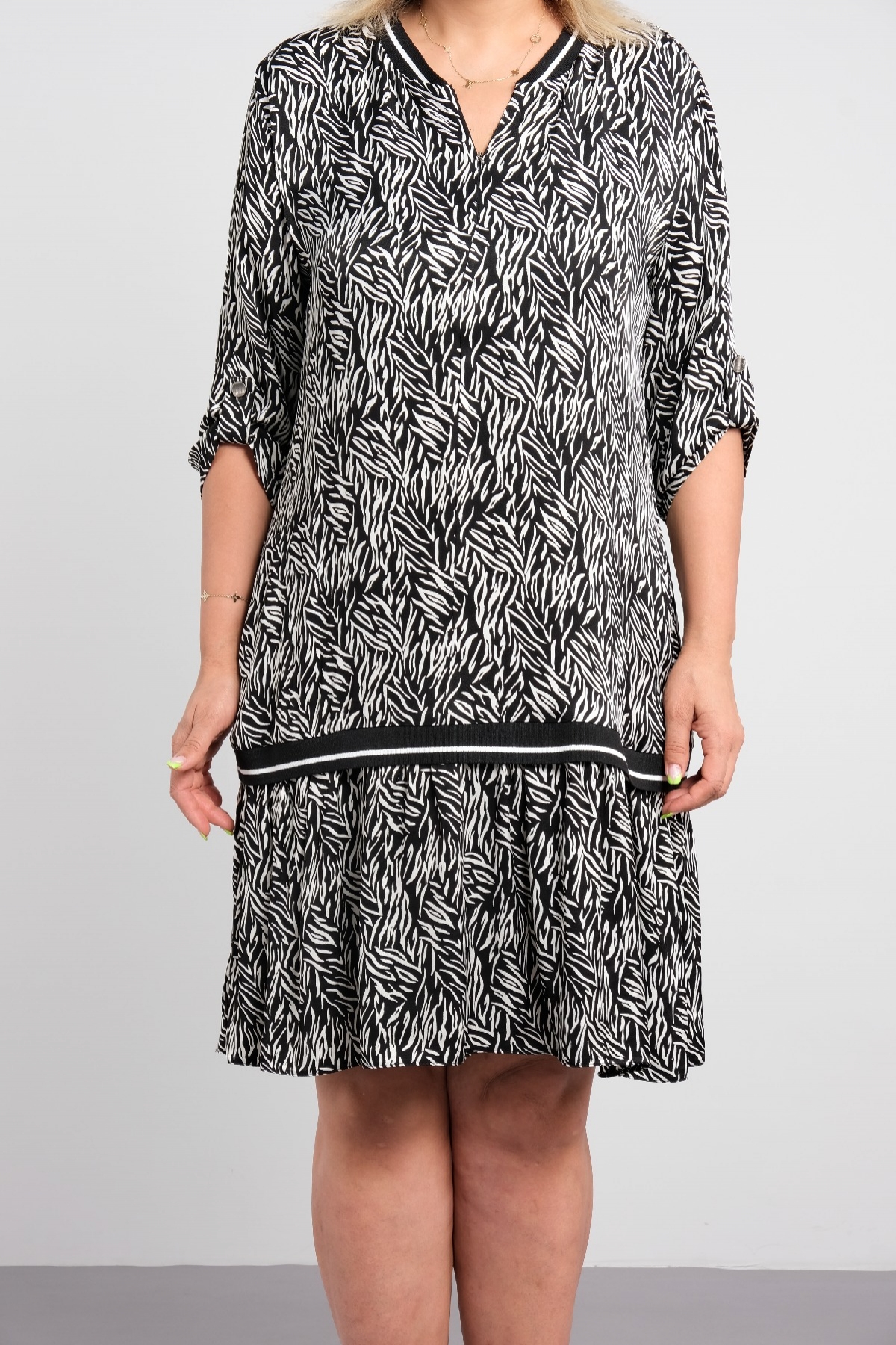 Casual Dresses-Black