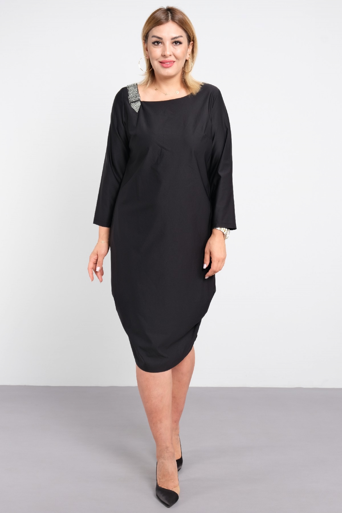 Casual Dresses-Black