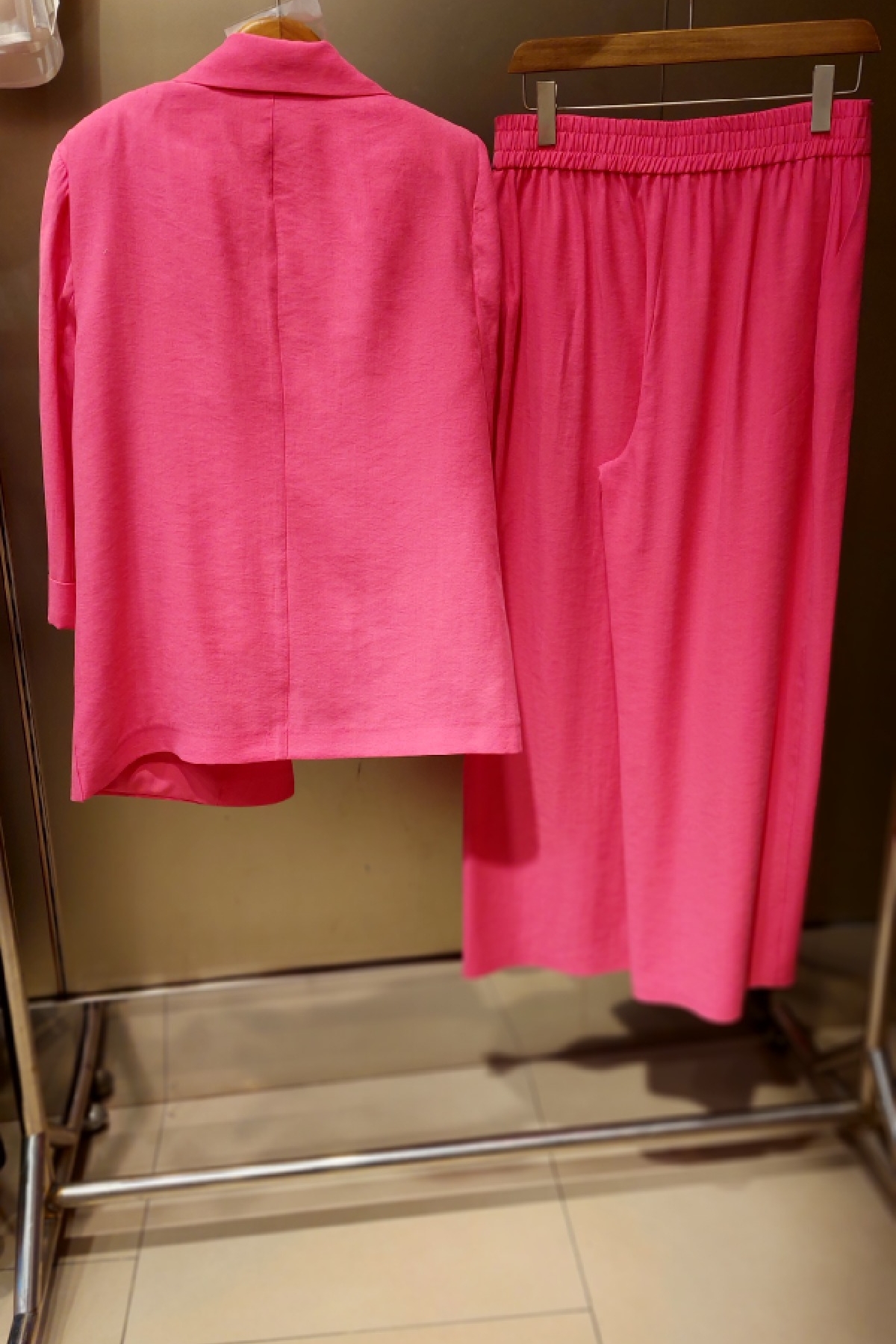 Women's 3 Piece Suits-Pink