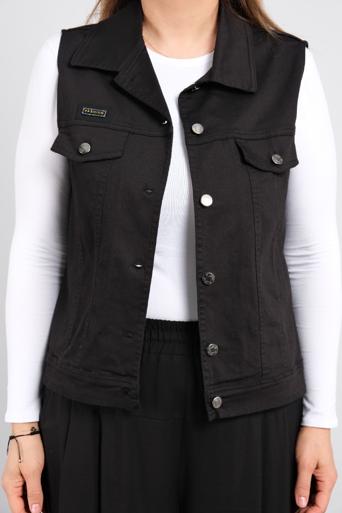 Vests-Black