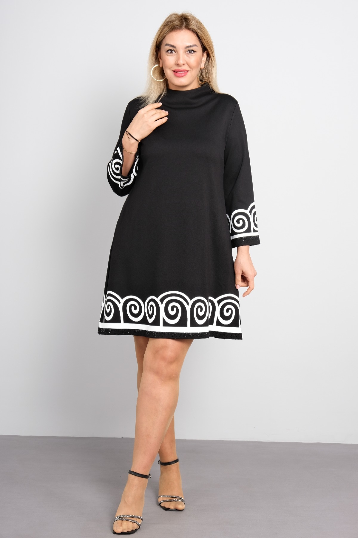 Casual Dresses-Black